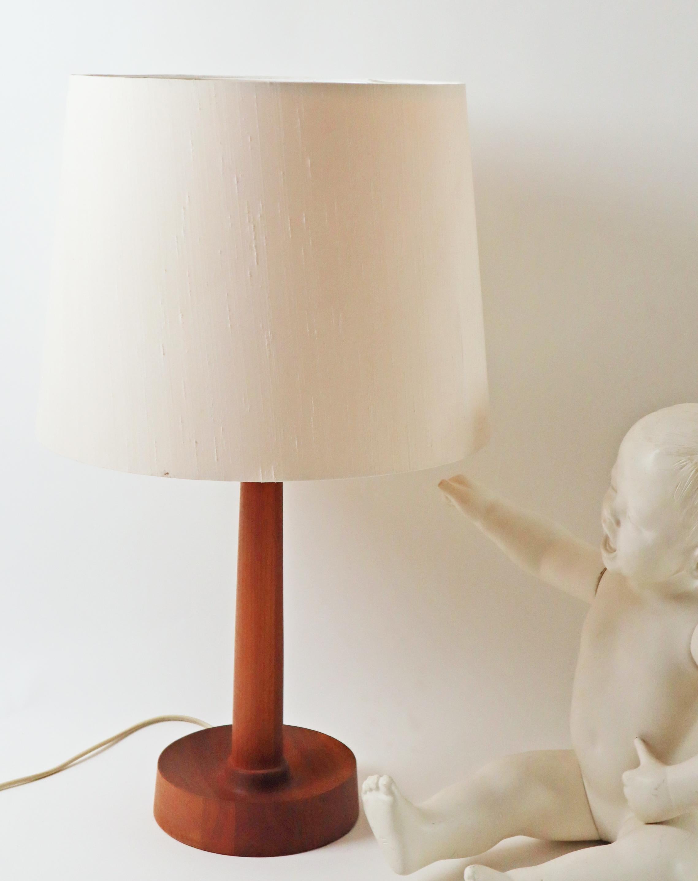 Lampe de bureau Luxus de Suède  Uno & Östen Kristiansson 1970 en vente 1