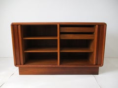 Teakholz-Credenza mit Tambor-Tür von Dyrlund im Stil von Johannes Andersen (B)