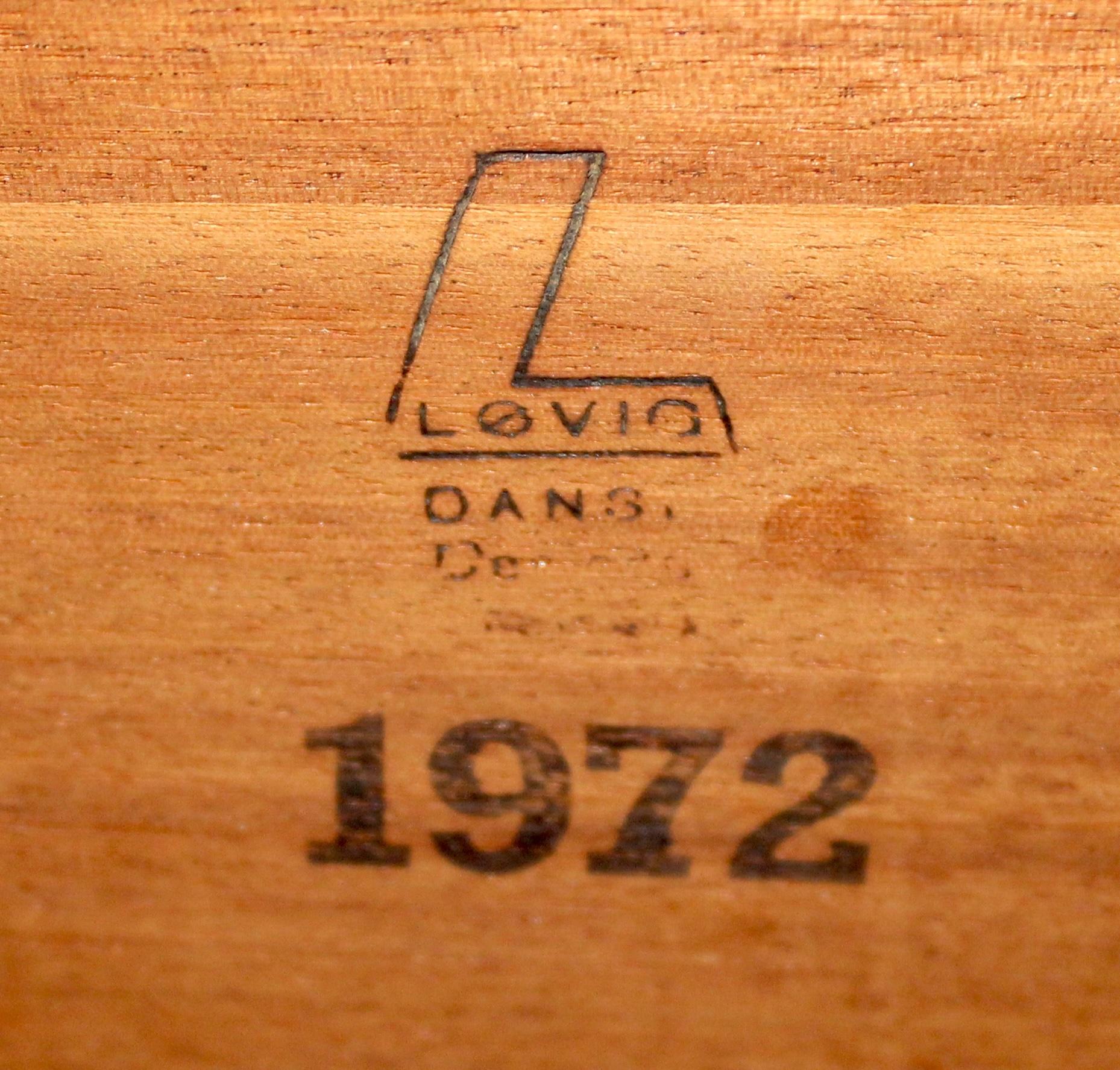 Credenza con porta a tamburo in teak di Jens Quistgard per Lovig Dansk in vendita 13