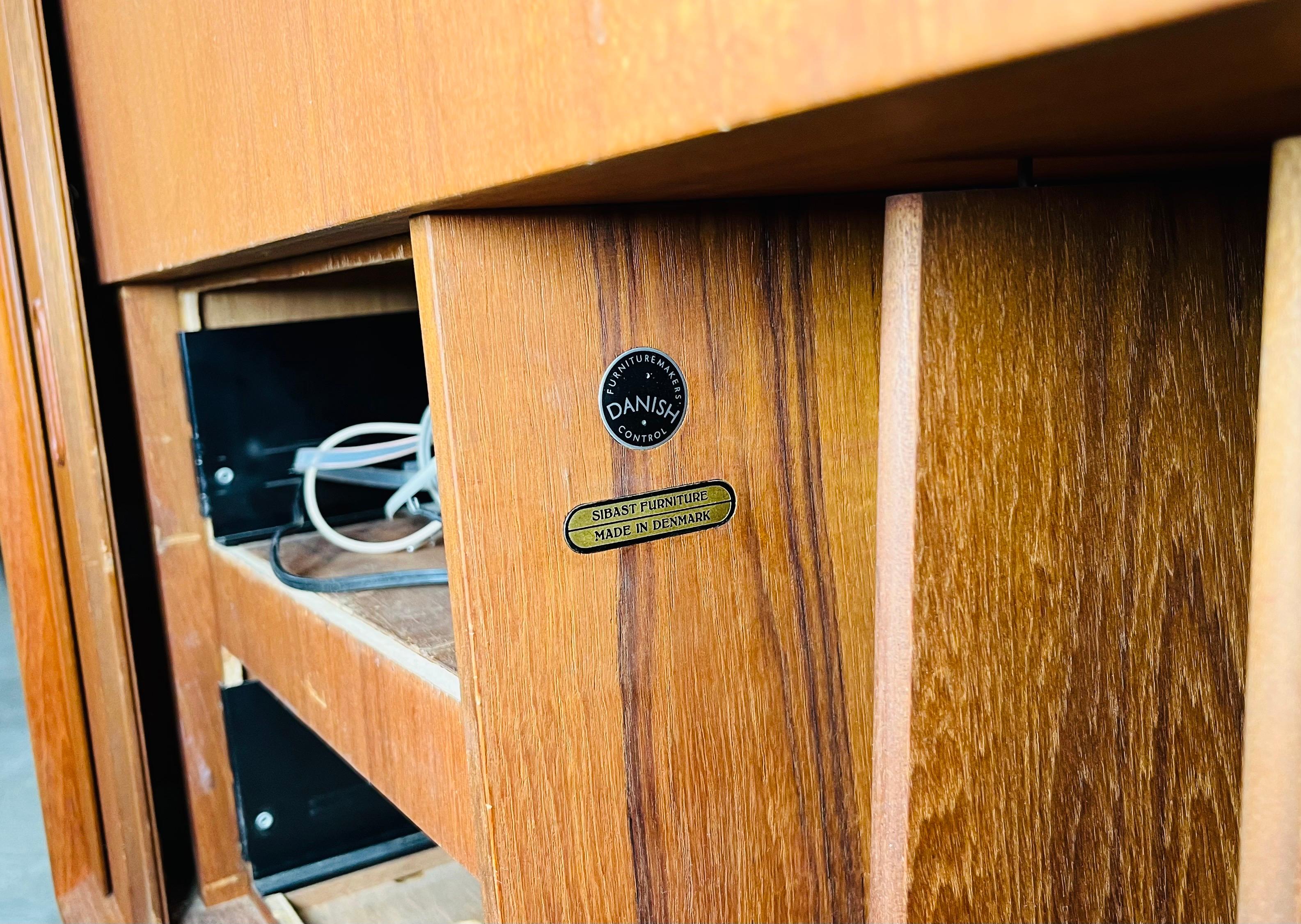 Teak Tambour Door Stereo Console Cabinet By Arne Vodder With Thorens Turntable 8
