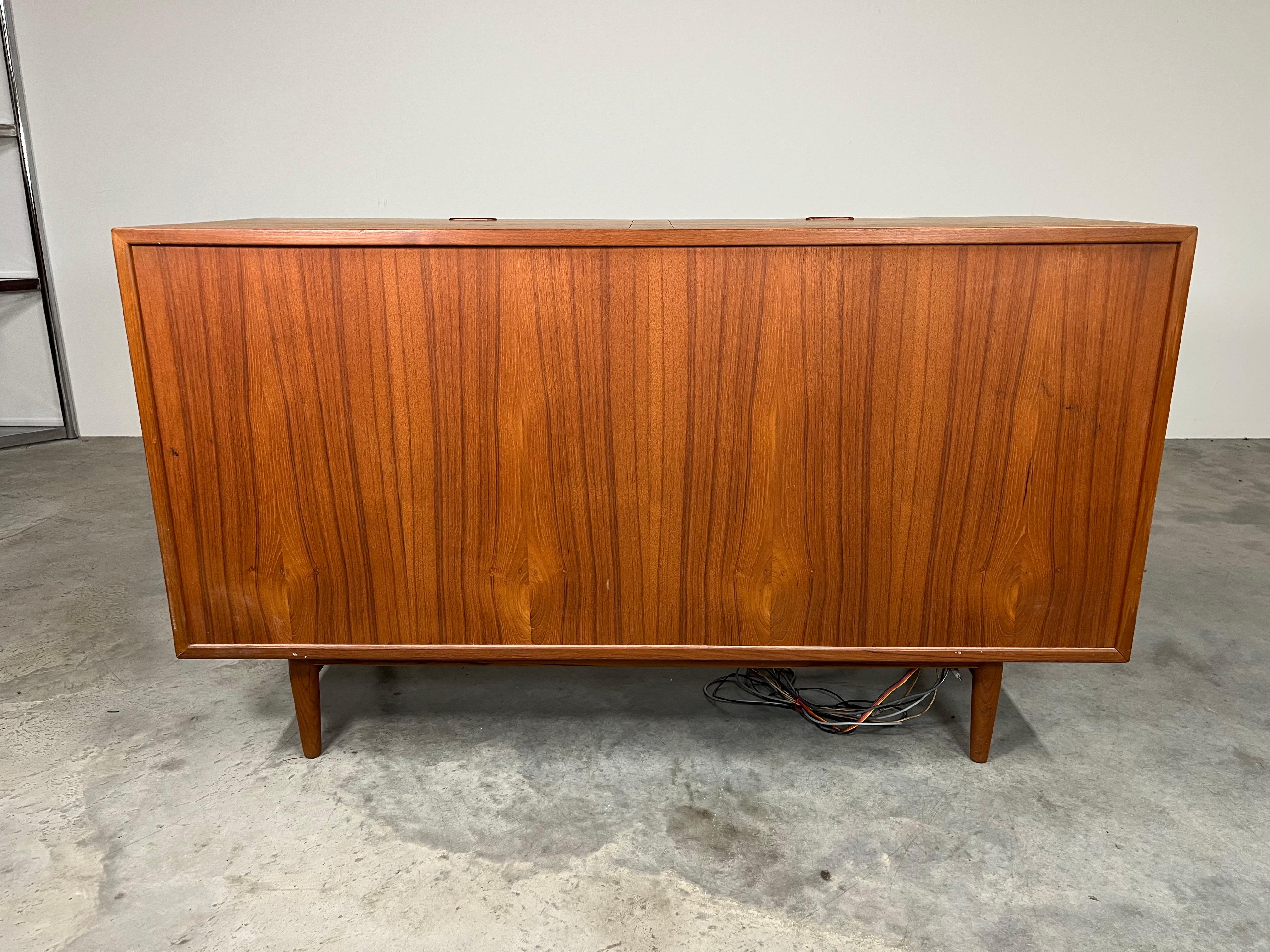 20th Century Teak Tambour Door Stereo Console Cabinet By Arne Vodder With Thorens Turntable