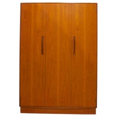 Mid Century Modern Wardrobes And Armoires 273 For Sale At 1stdibs