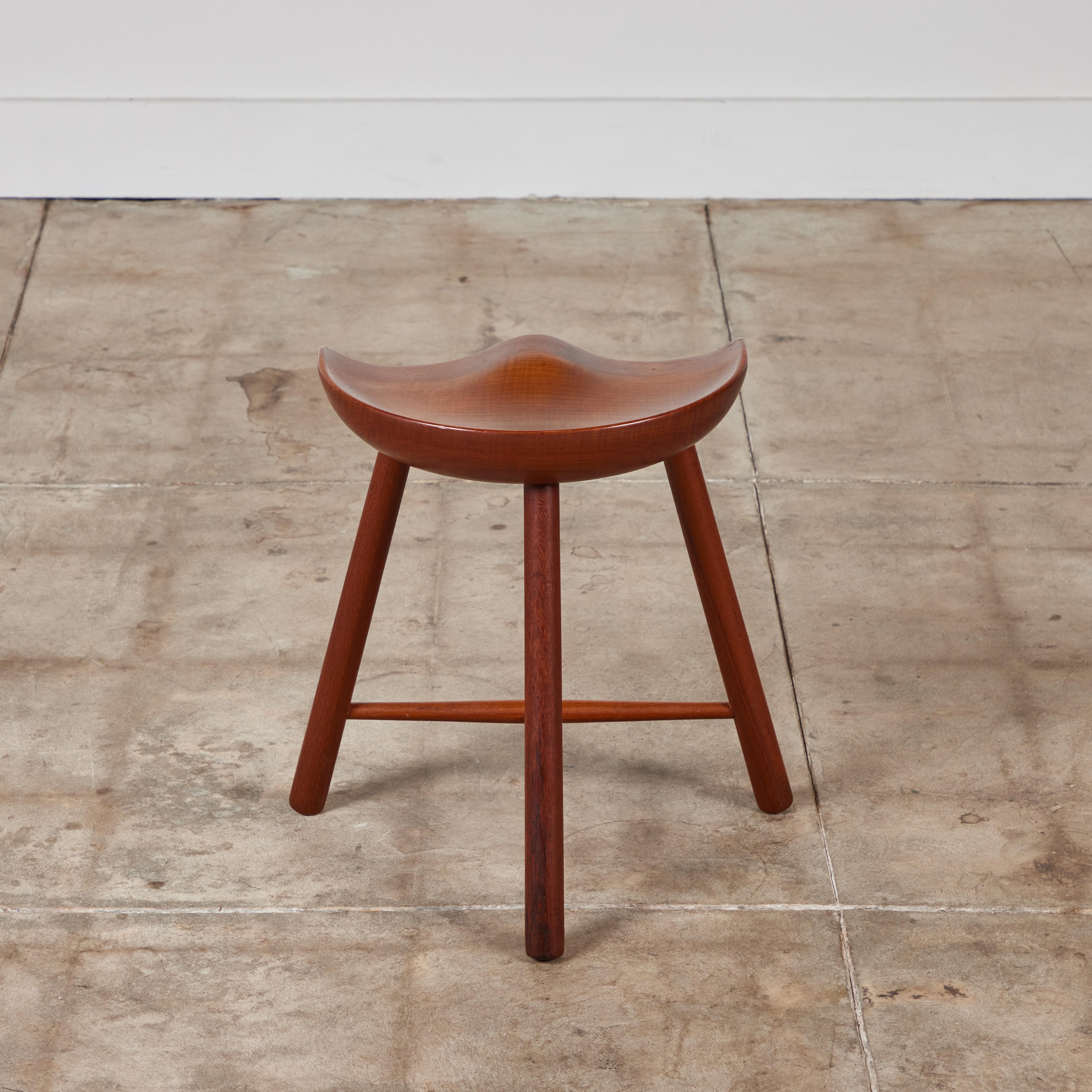 Teak Tripod Milking Stool In Good Condition For Sale In Los Angeles, CA