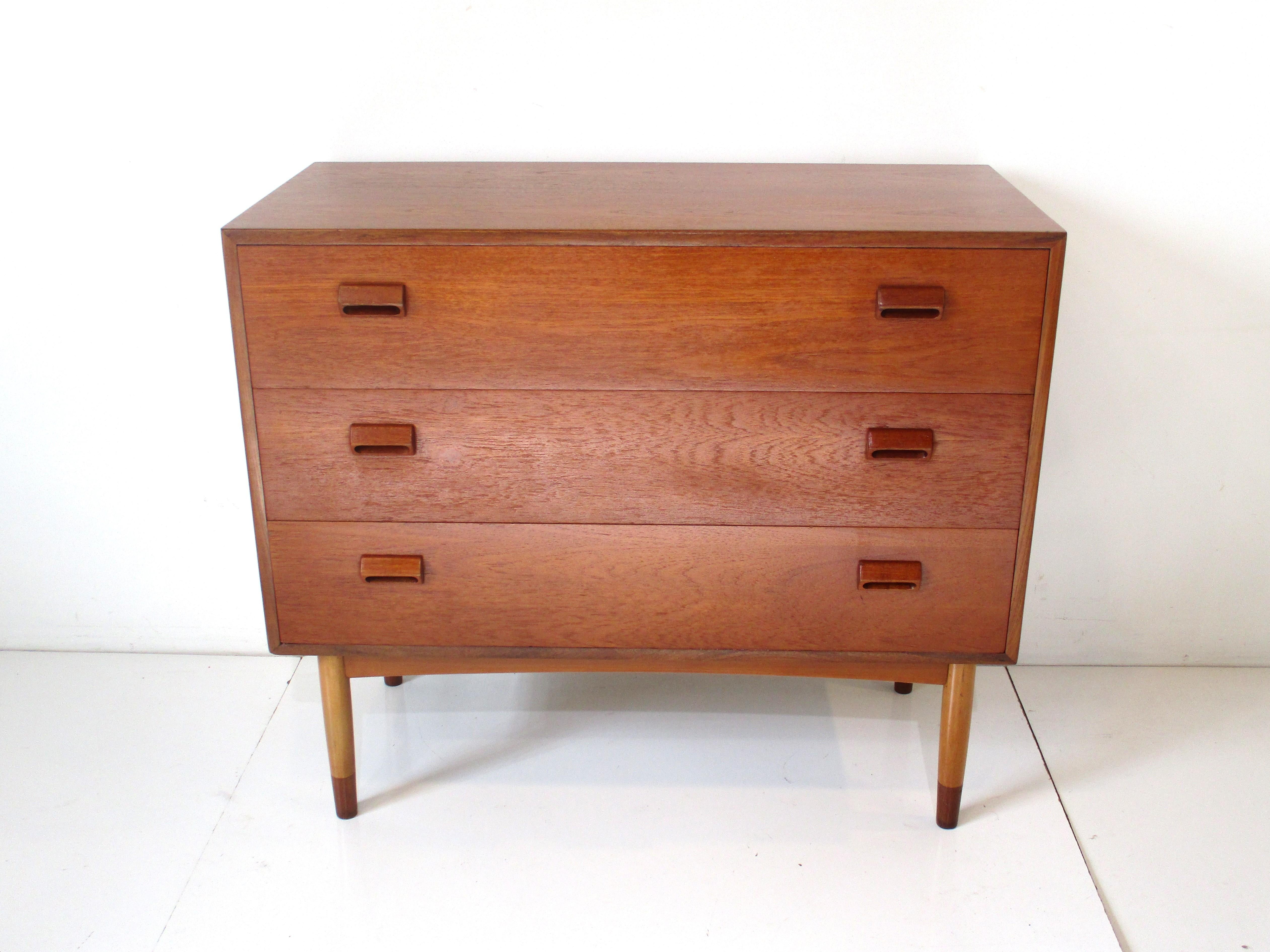 Teak Vanity Desk Dresser by Borge Mogensen for Soborg Denmark For Sale 10