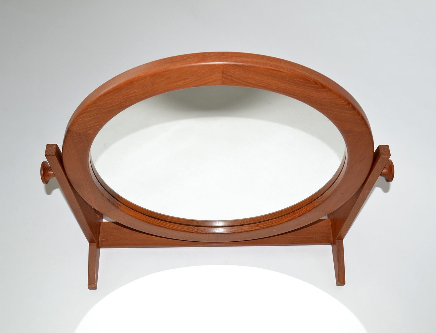 Scandinavian Modern Teak Vanity or Table Mirror by Pedersen & Hansen, Denmark Mid-Century Modern For Sale