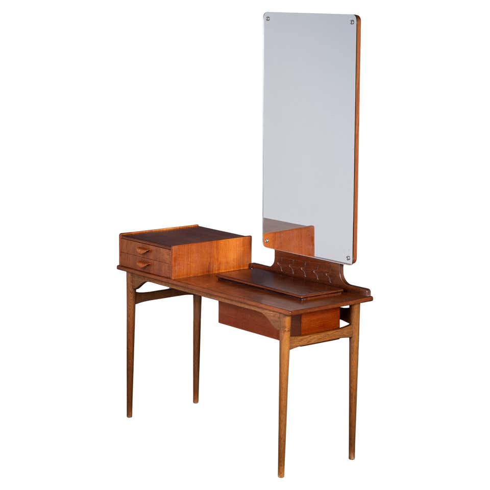 Heywood Wakefield Sculptura Maple Vanity with Mirror