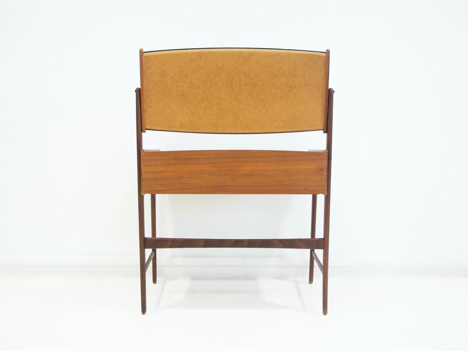 Teak Vanity Table with Mirror by Svend Åge Madsen For Sale 3
