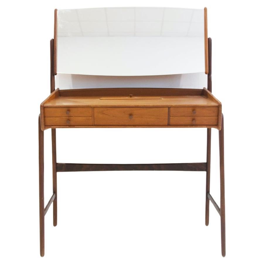 Antique and Vintage Vanities 1,109 For Sale at 1stDibs vintage