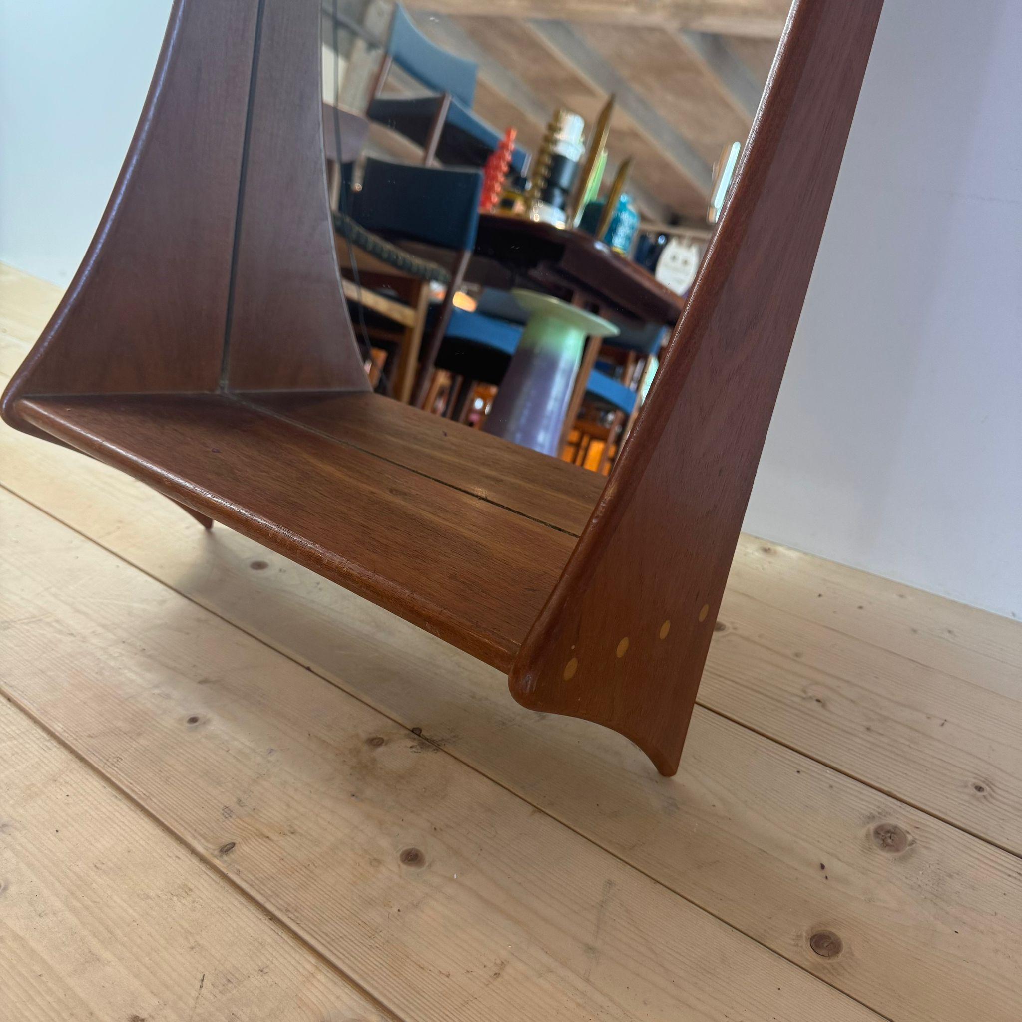 Miroir vintage en teck avec étagère, Danemark 1960 en vente 1