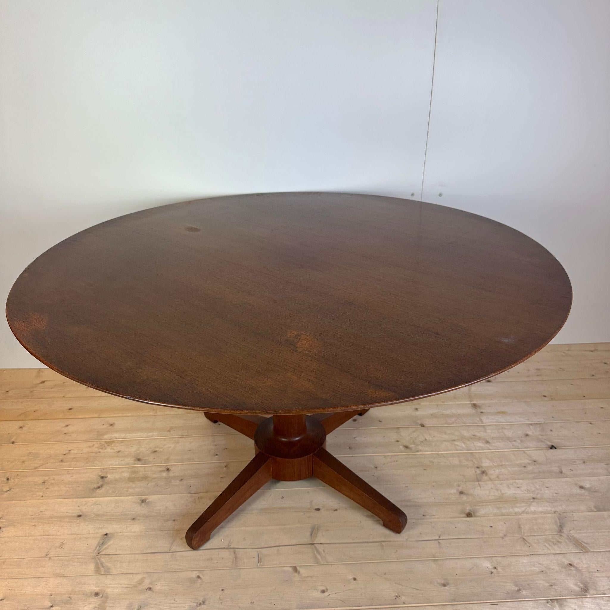 Runder Teakholz-Esstisch, Dänemark 1960 (Mid-20th Century) im Angebot