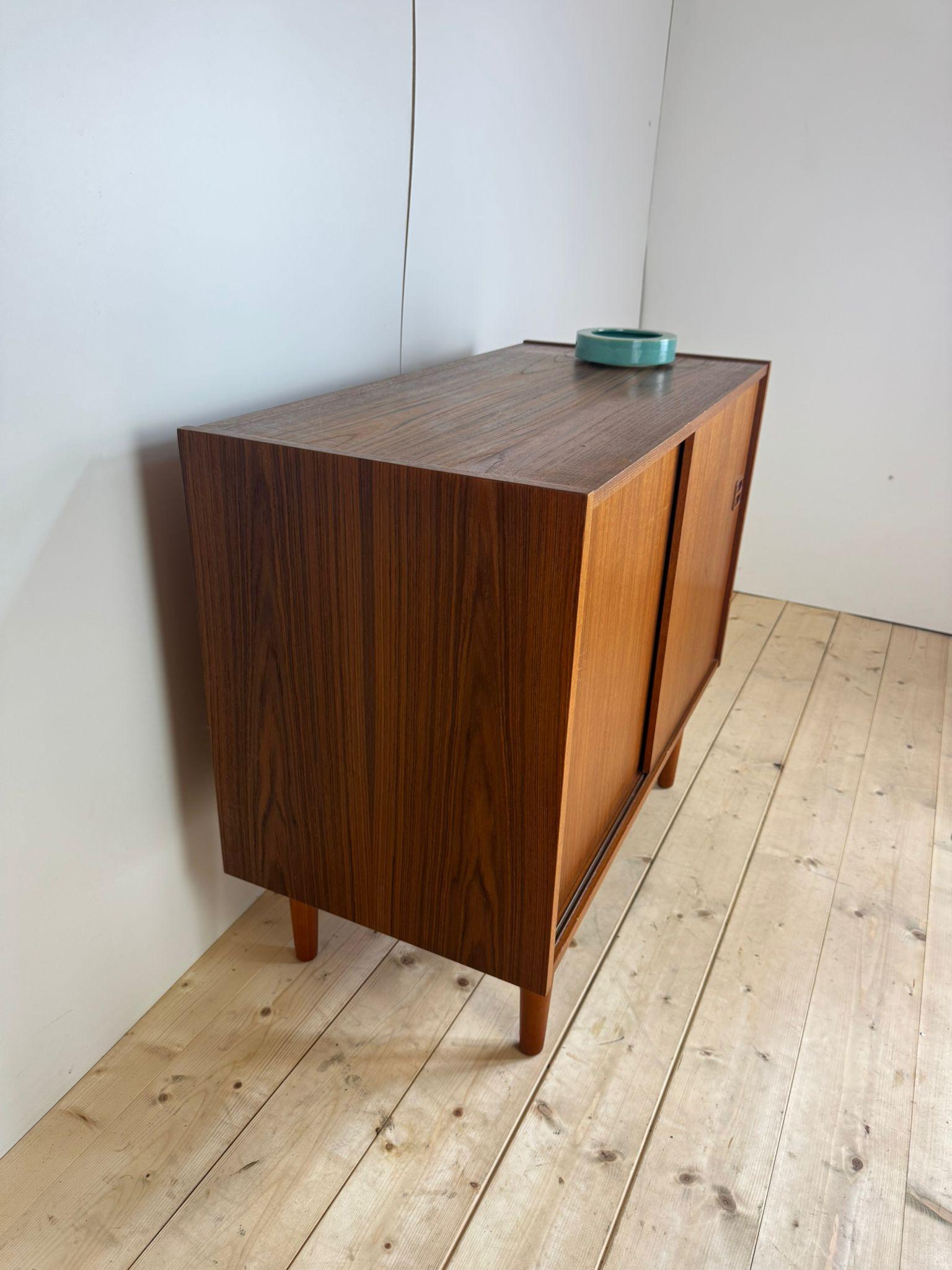 Mid-Century Modern Teak vintage sideboard, Denmark 1960 For Sale
