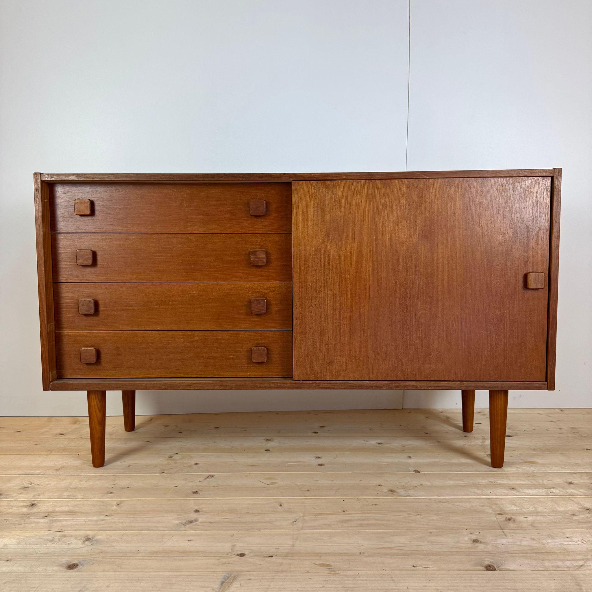 Danish Teak Vintage sideboard from Denmark '60 For Sale