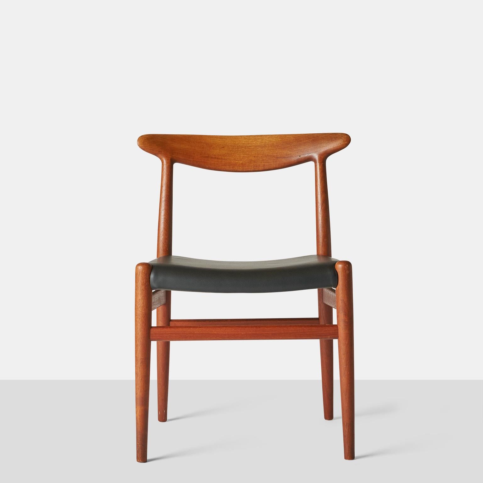 Hand-Crafted Teak W2 Dining Chairs by Hans Wegner For Sale