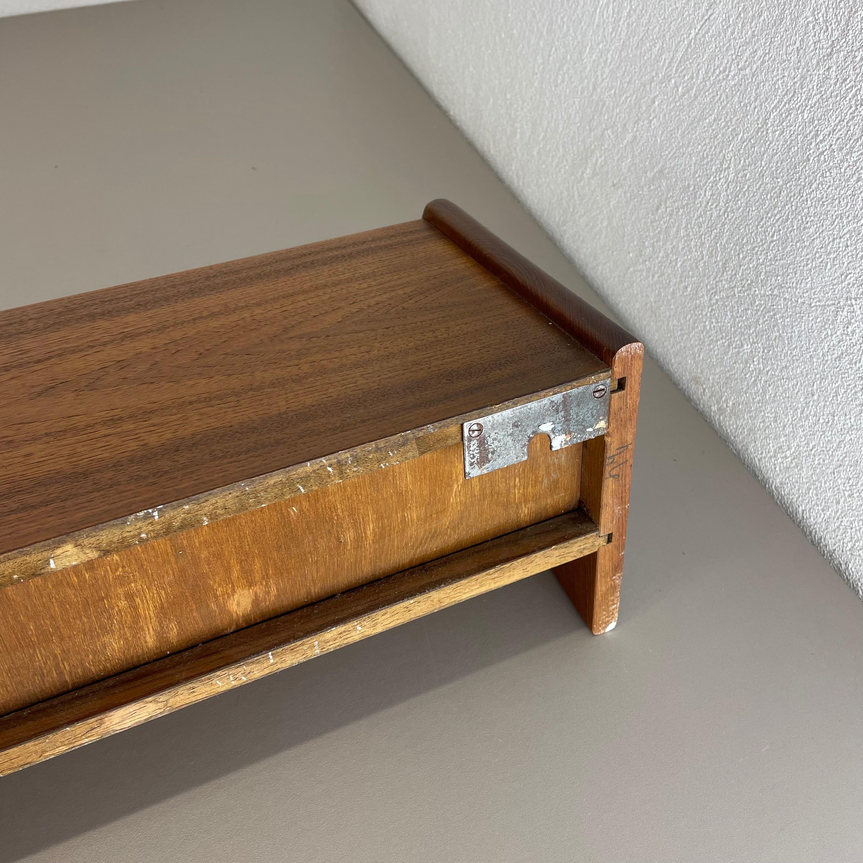 Teakholz-Wandtafel Nr. 22 Kai Kristiansen für Aksel Kjersgaard, Odder, Dänemark 1960 im Angebot 4