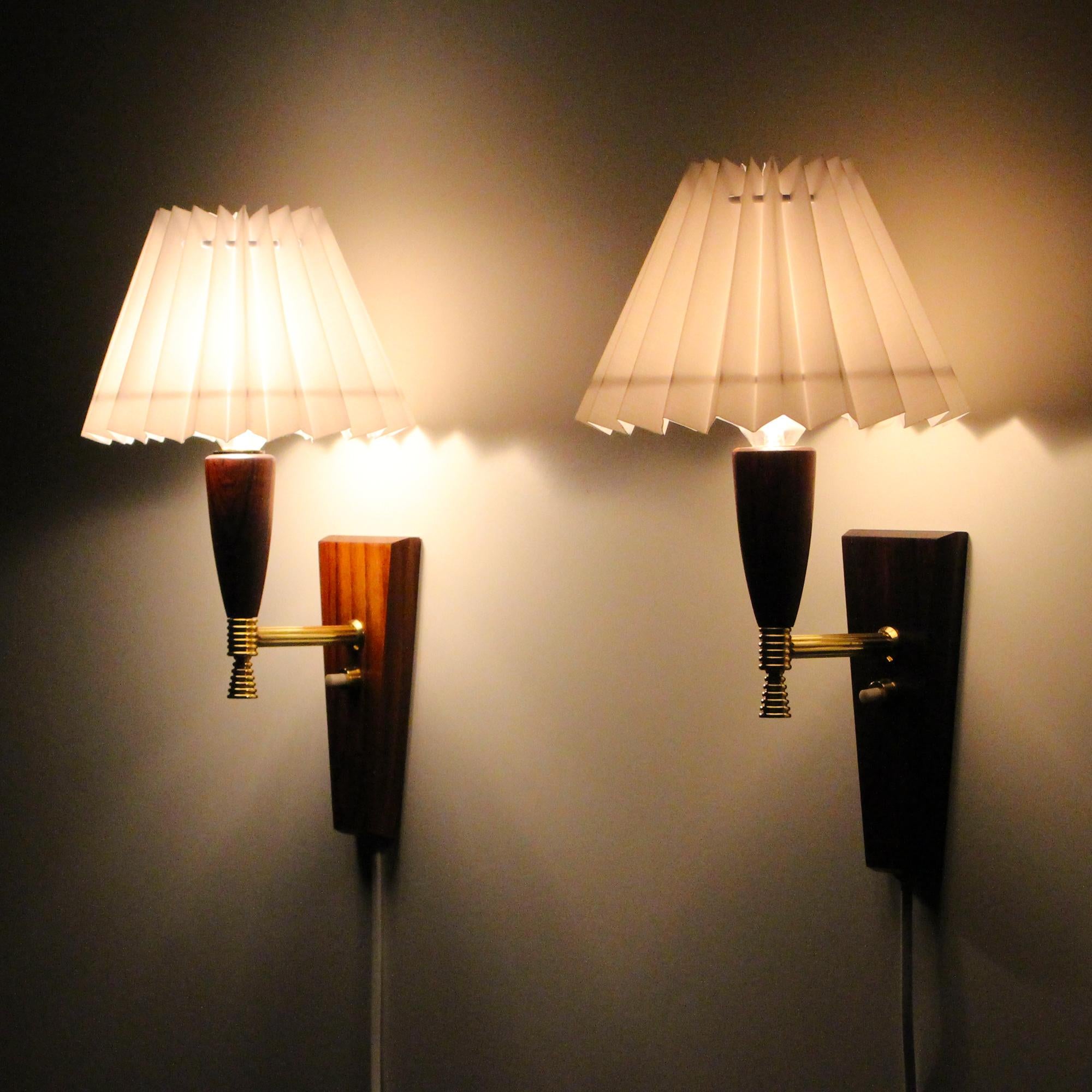 Oiled Teak Wall Lights 'Pair' by Laoni Belysning, 1960s Danish Midcentury Wall Lamps