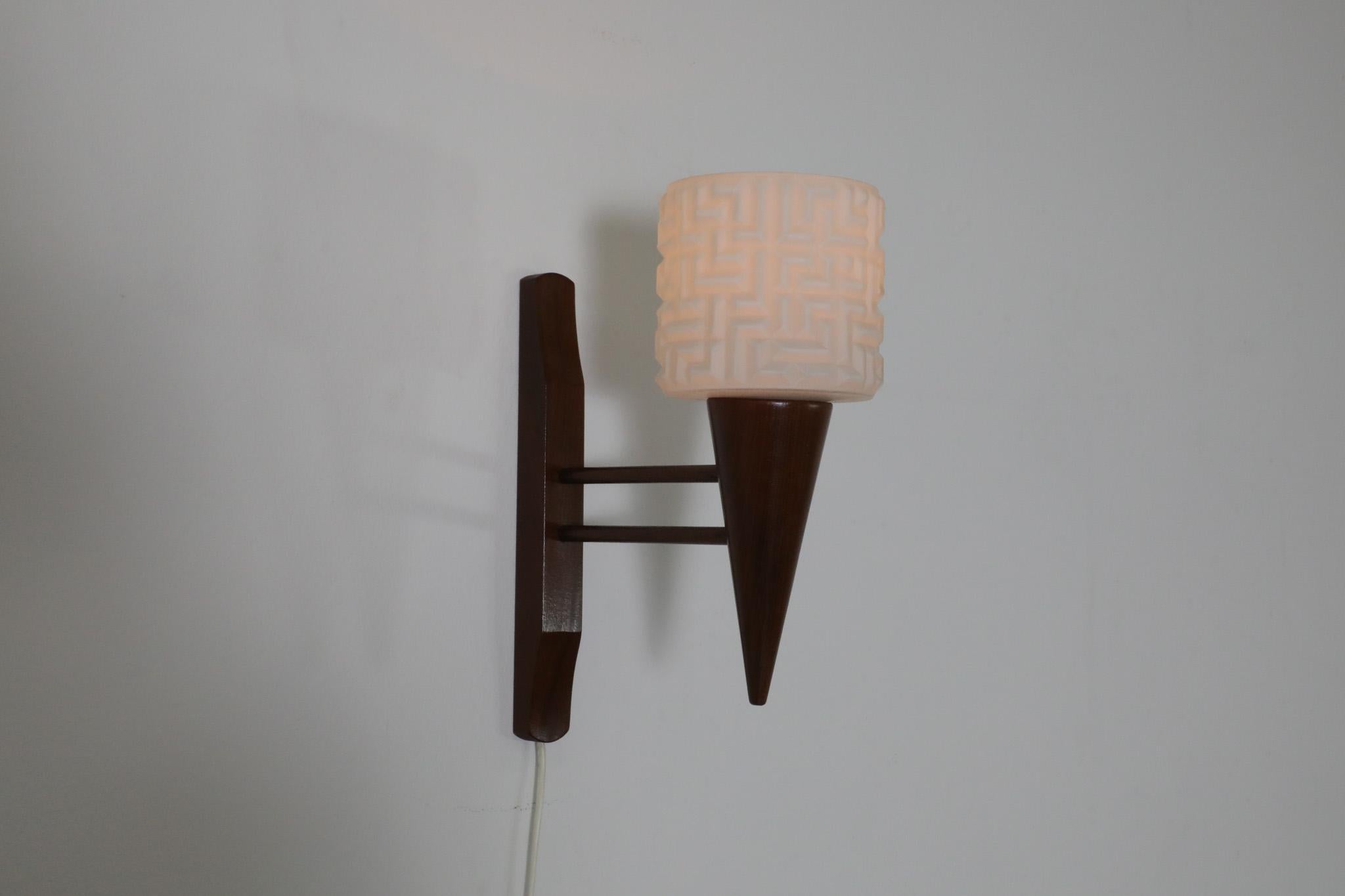 Teak Wall Mount Sconce with Pressed Glass Shade In Good Condition For Sale In Los Angeles, CA