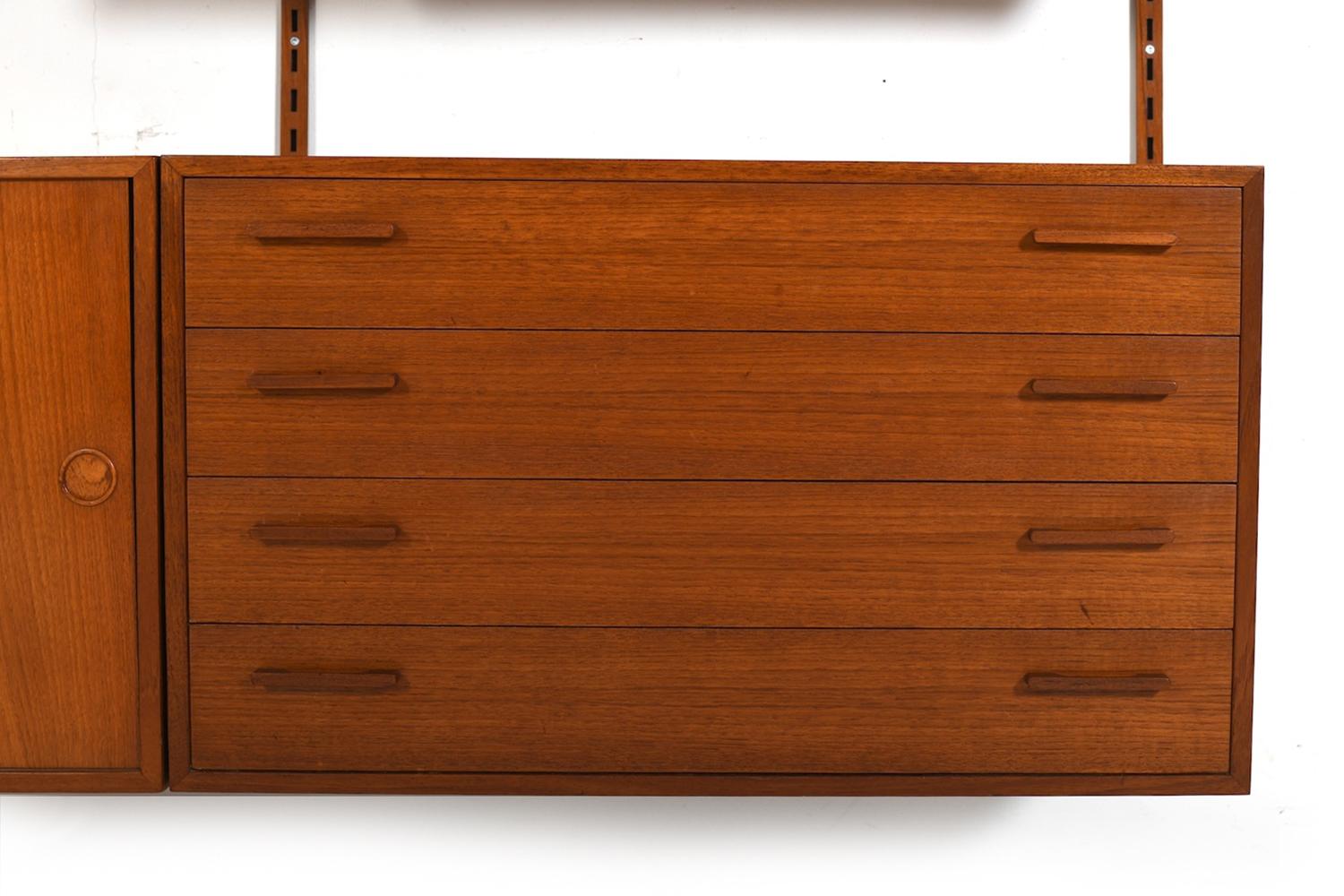 Teakholz-Wandsystem von Kai Kristiansen für FM 1960er Jahre im Angebot 3