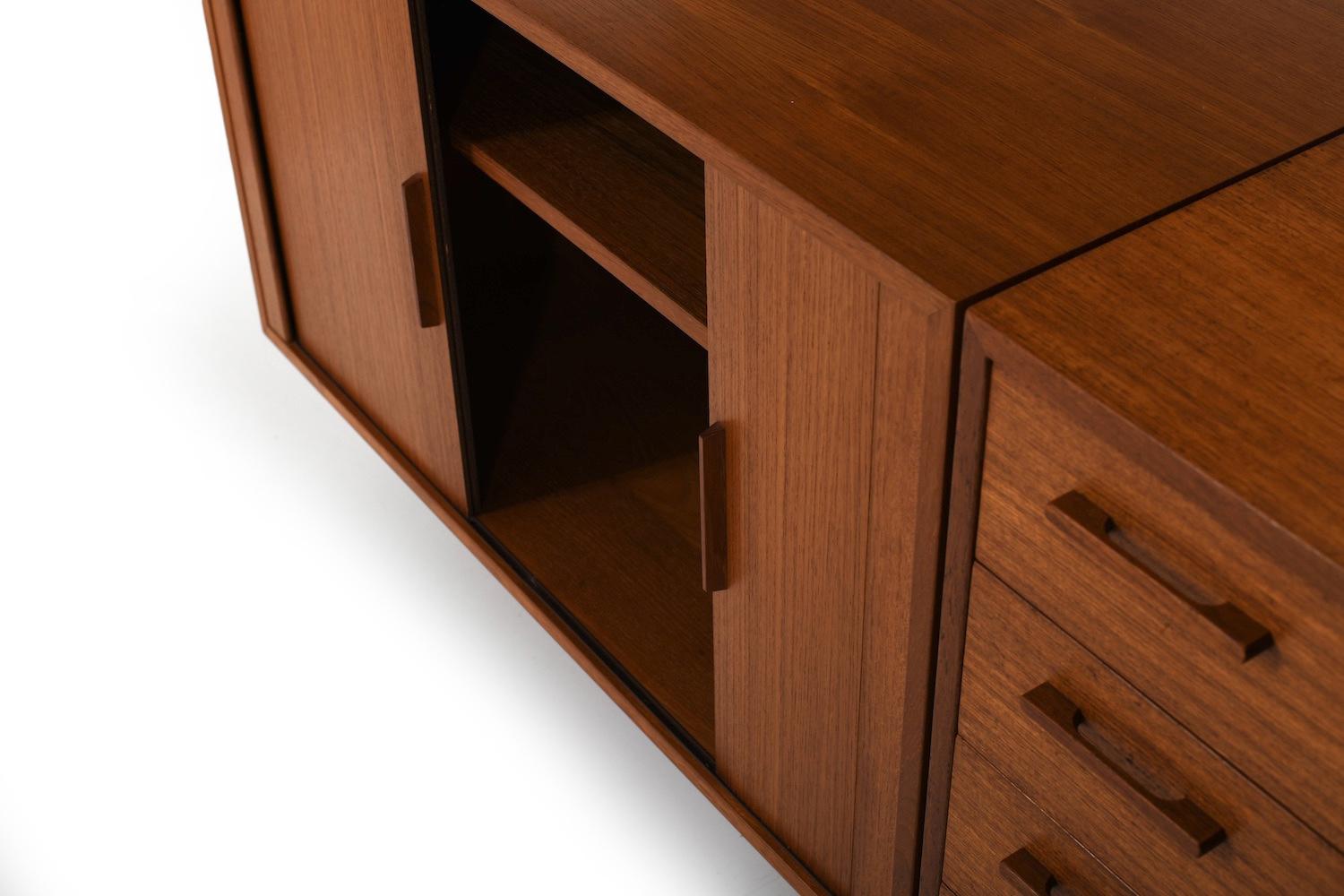 Teak Sistema a parete in teak di Kai Kristiansen per FM Denmark 1960s in vendita