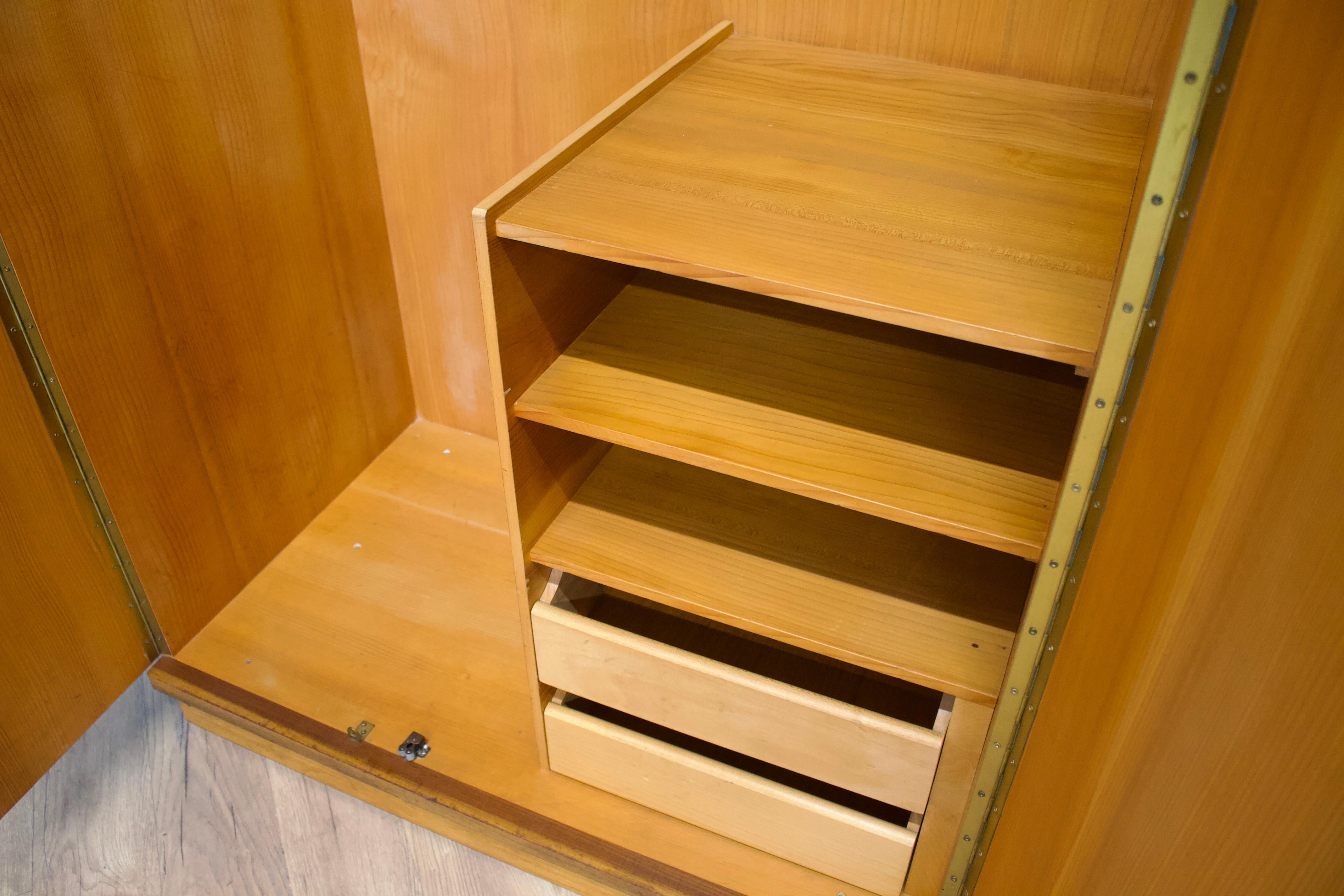 Teak Armadio in teak di Uniflex, anni '60 in vendita