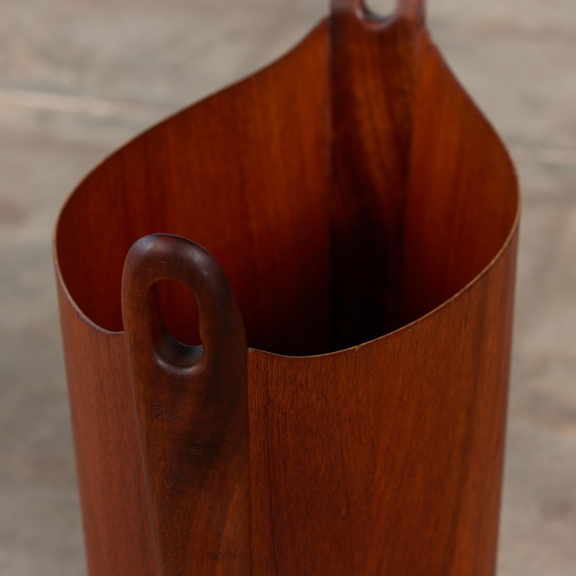 Teak Wastebasket by Einar Barnes for P.S. Heggen For Sale 3