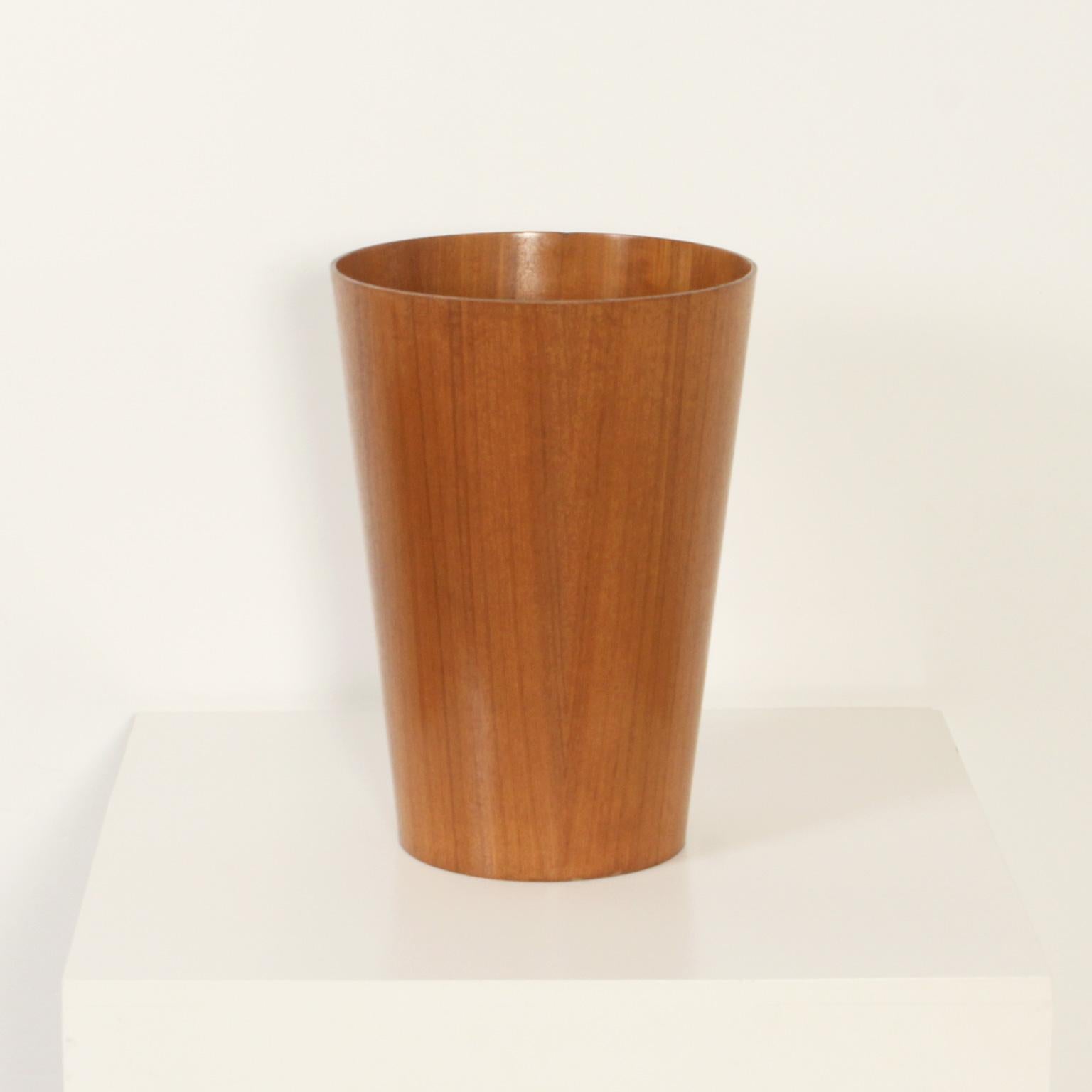 Papelera de teca de Martin Åberg, Suecia, años 60 en Bueno estado para la venta en Barcelona, ES