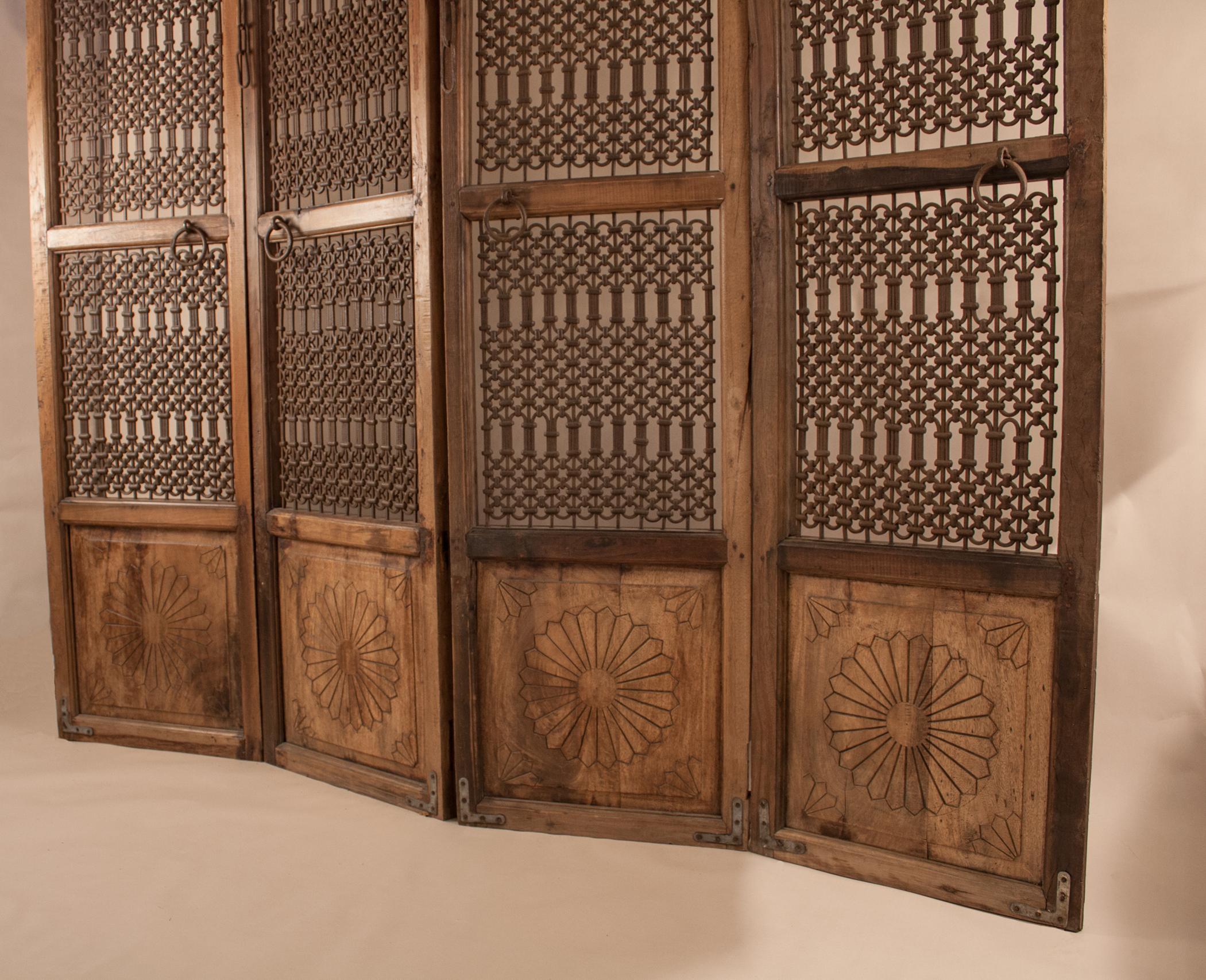teak wood screen