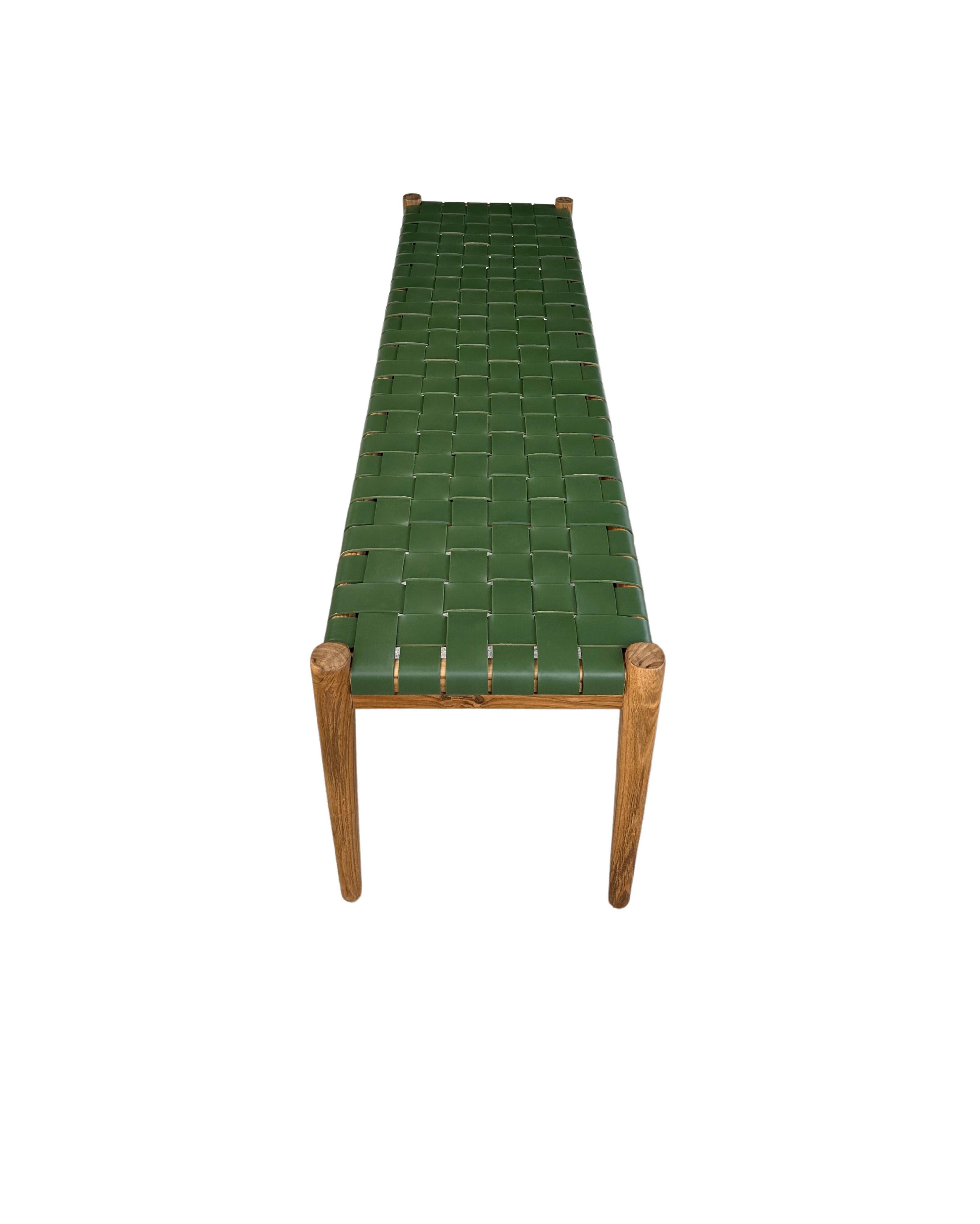 XXIe siècle et contemporain Banc en bois de teck, avec assise en cuir tissé en vente
