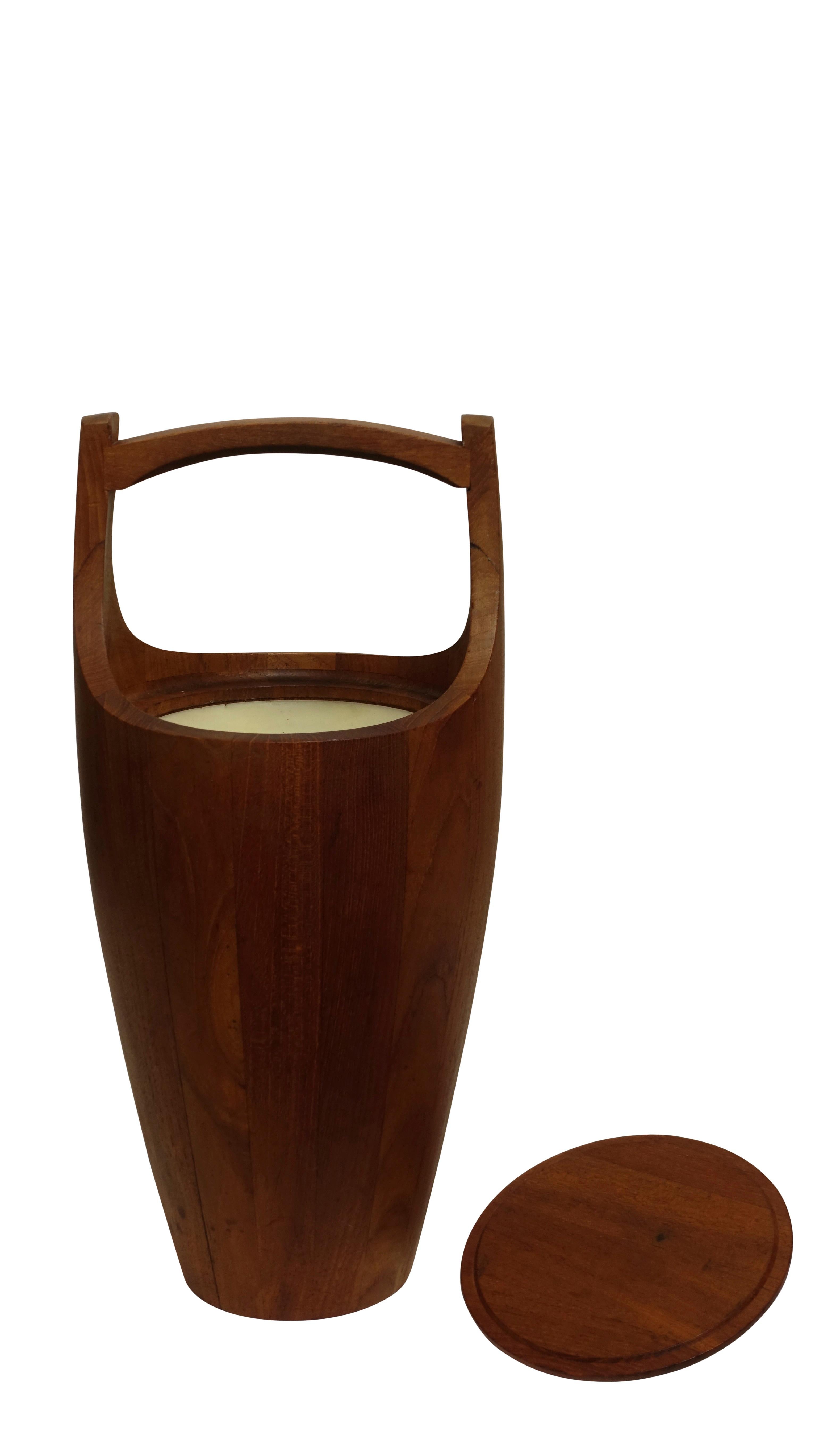 Teak Wood Ice Bucket by Jens Quistaard, Mid-Century Danish Modern In Good Condition In San Francisco, CA