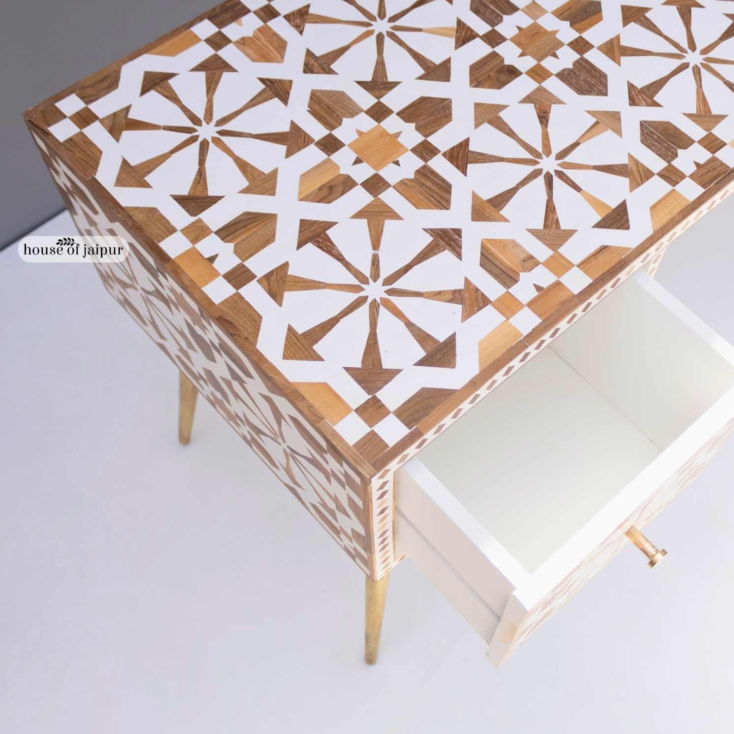 Indiano Teak Wood Inlay Work Desk - Moroccan Star Pattern by House of Jaipur in vendita