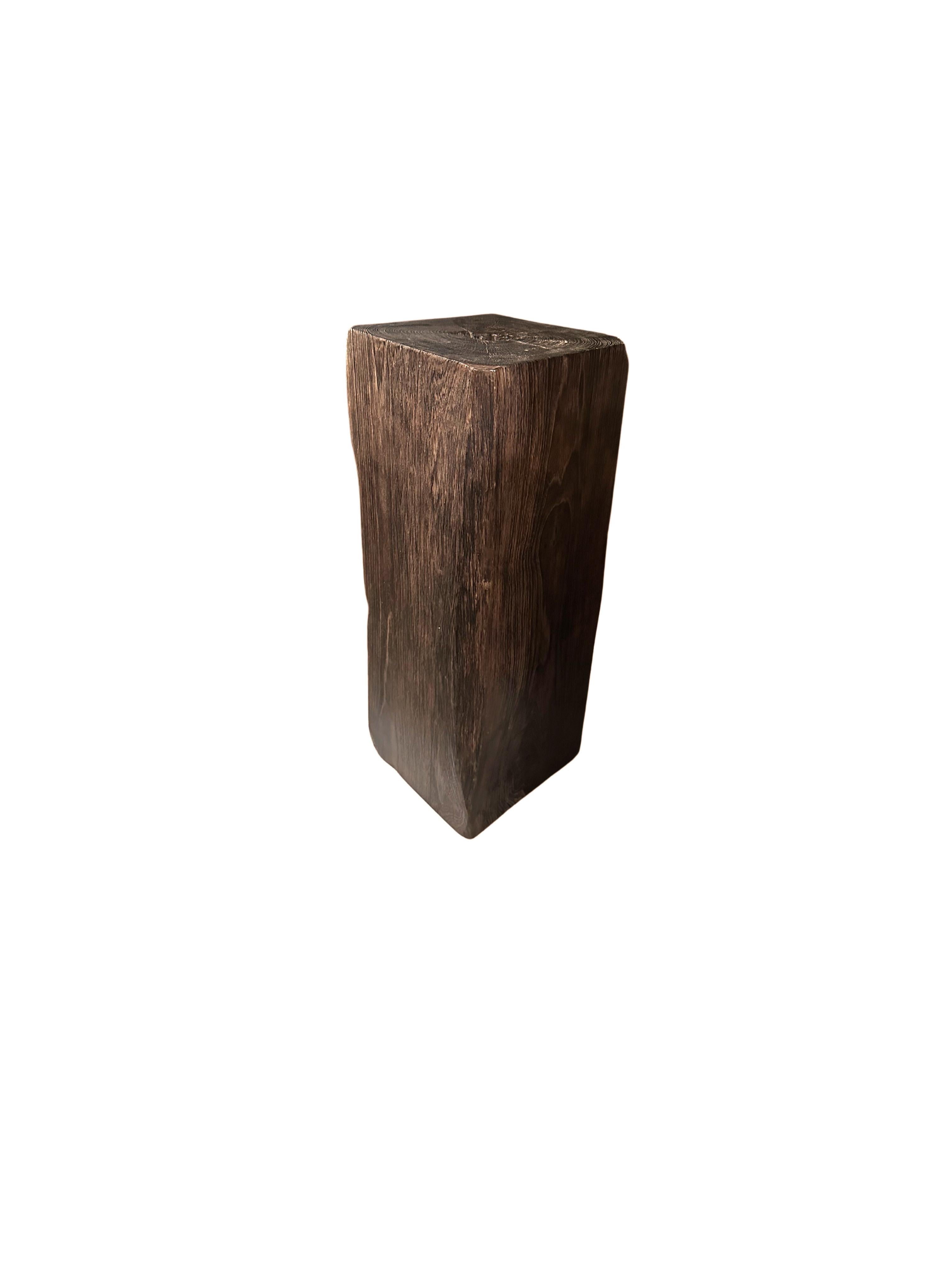 Hand-Carved Teak Wood Pedestal Burnt Finish Stunning Wood Textures, Modern Organic For Sale