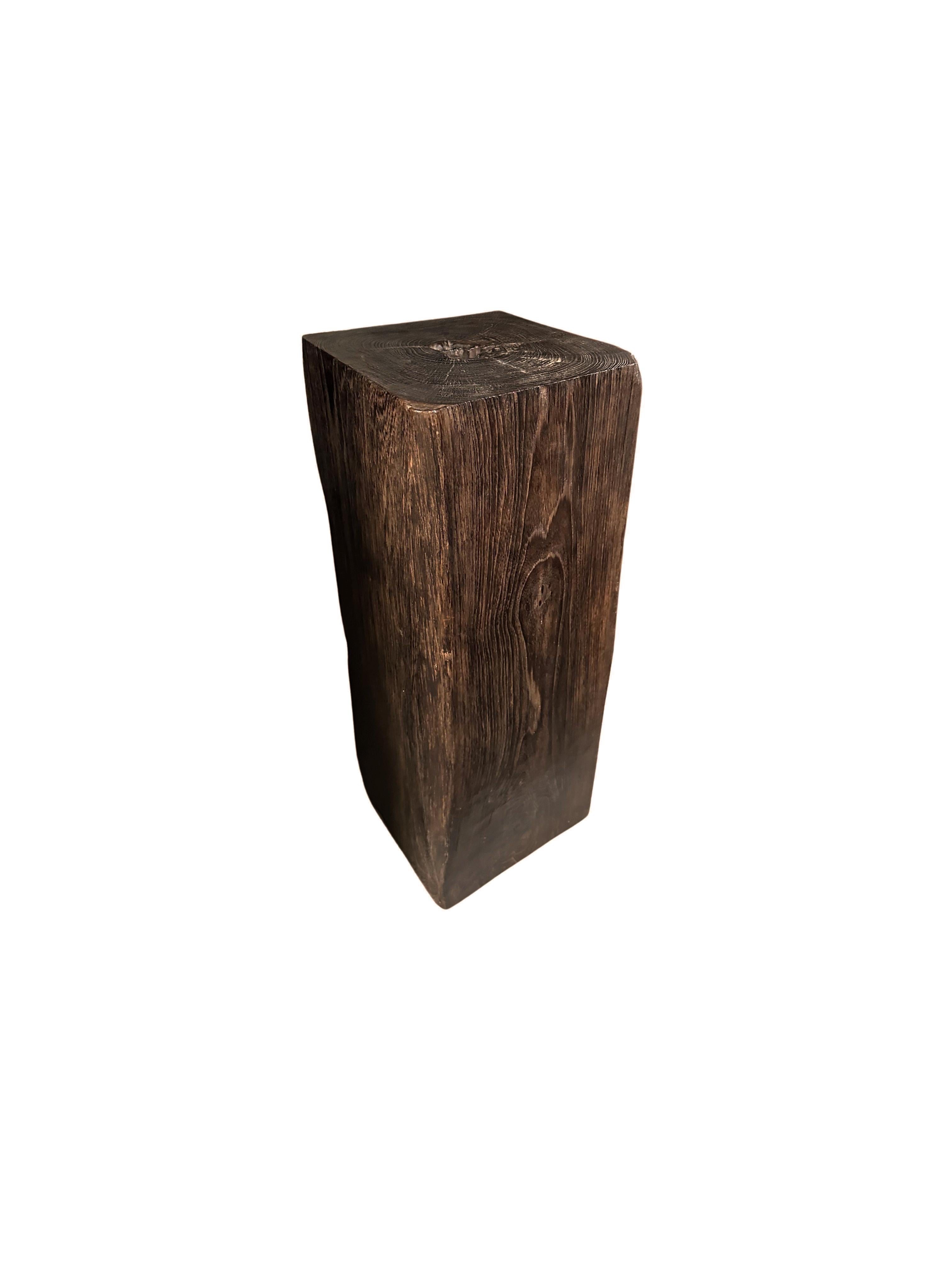 Teak Wood Pedestal Burnt Finish Stunning Wood Textures, Modern Organic In New Condition For Sale In Jimbaran, Bali