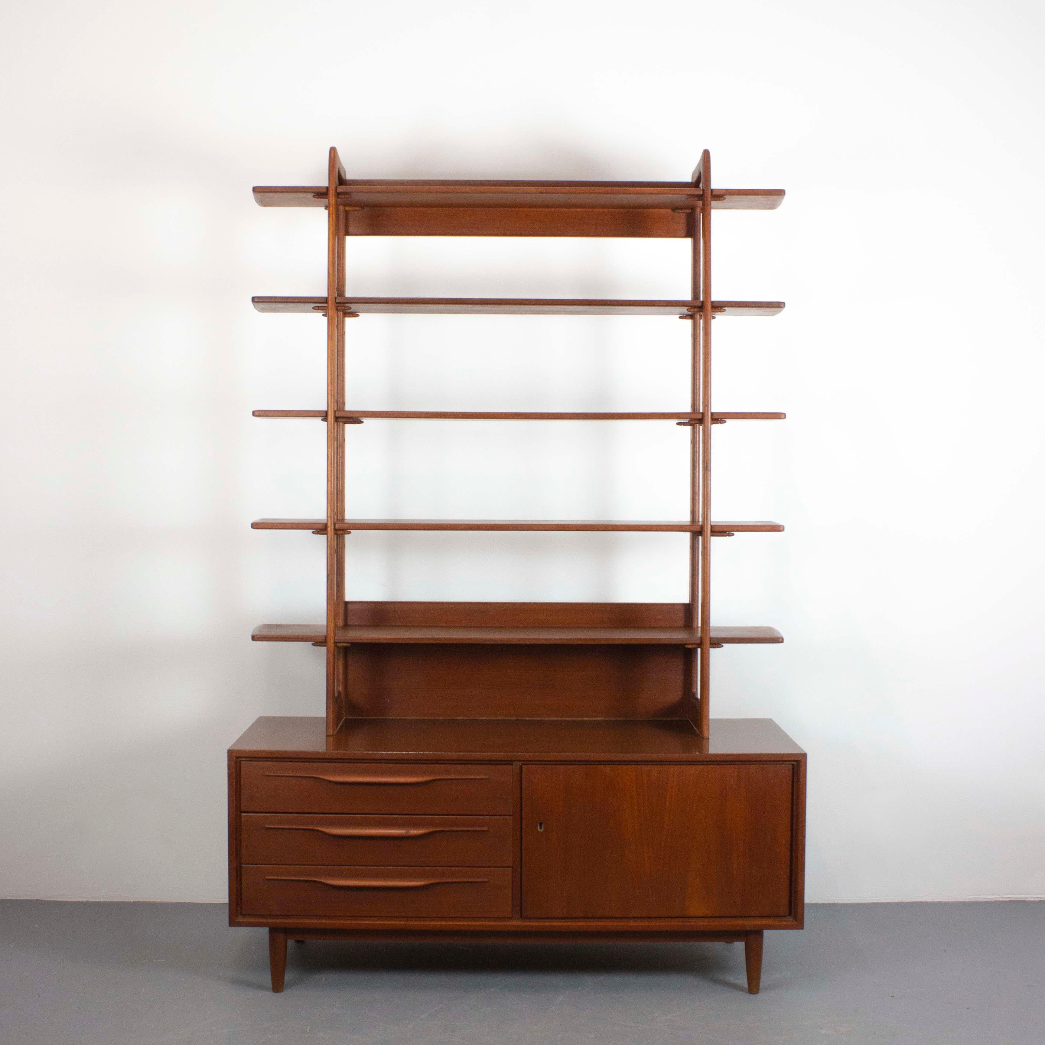 Teak wood sideboard with adjustable shelves - Swiss Teak - Switzerland - c. 1960 (Schweizerisch) im Angebot