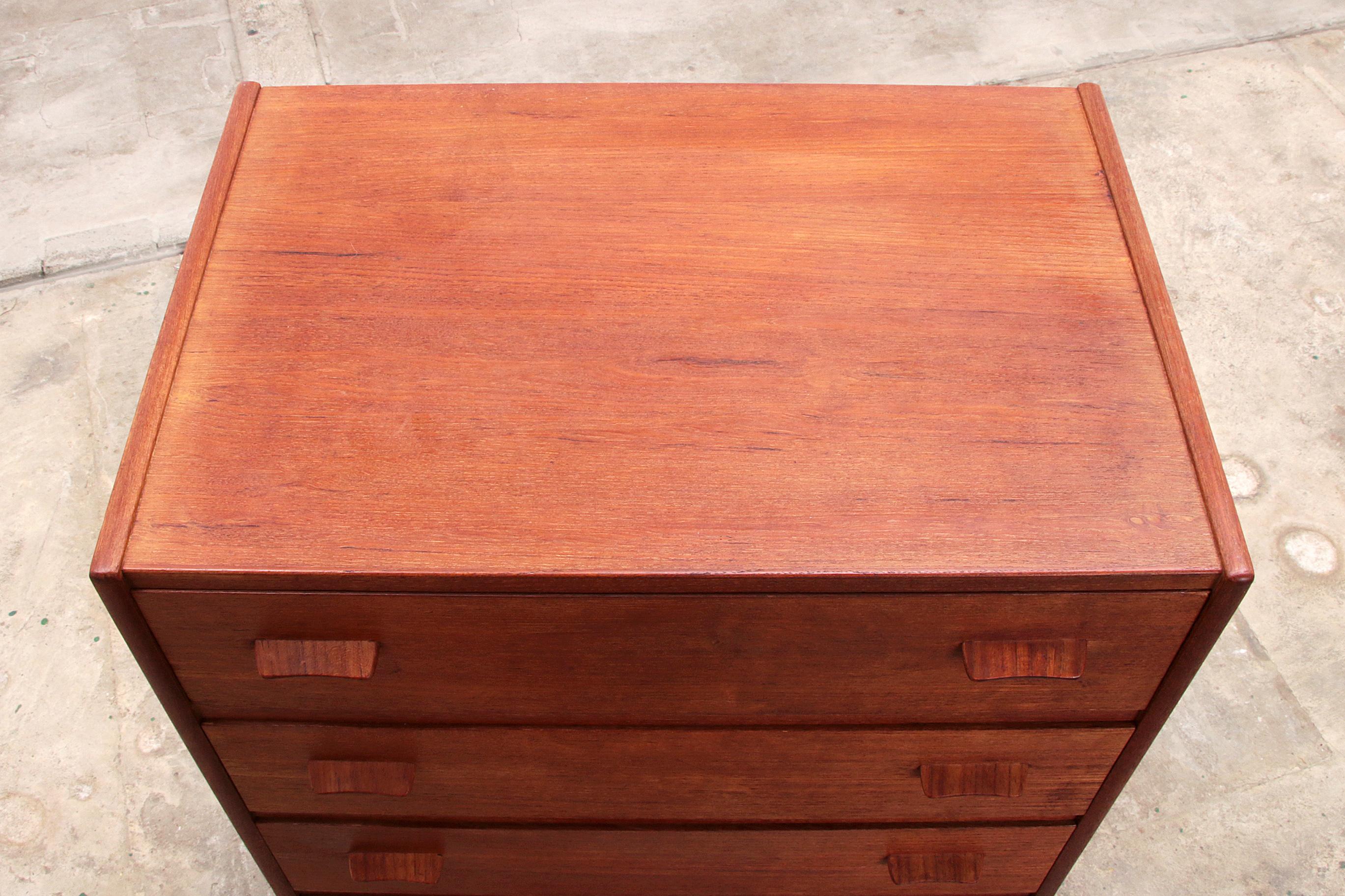 Teak wooden chest of drawers by Poul Volther by Munch Mobler, Denmark For Sale 9