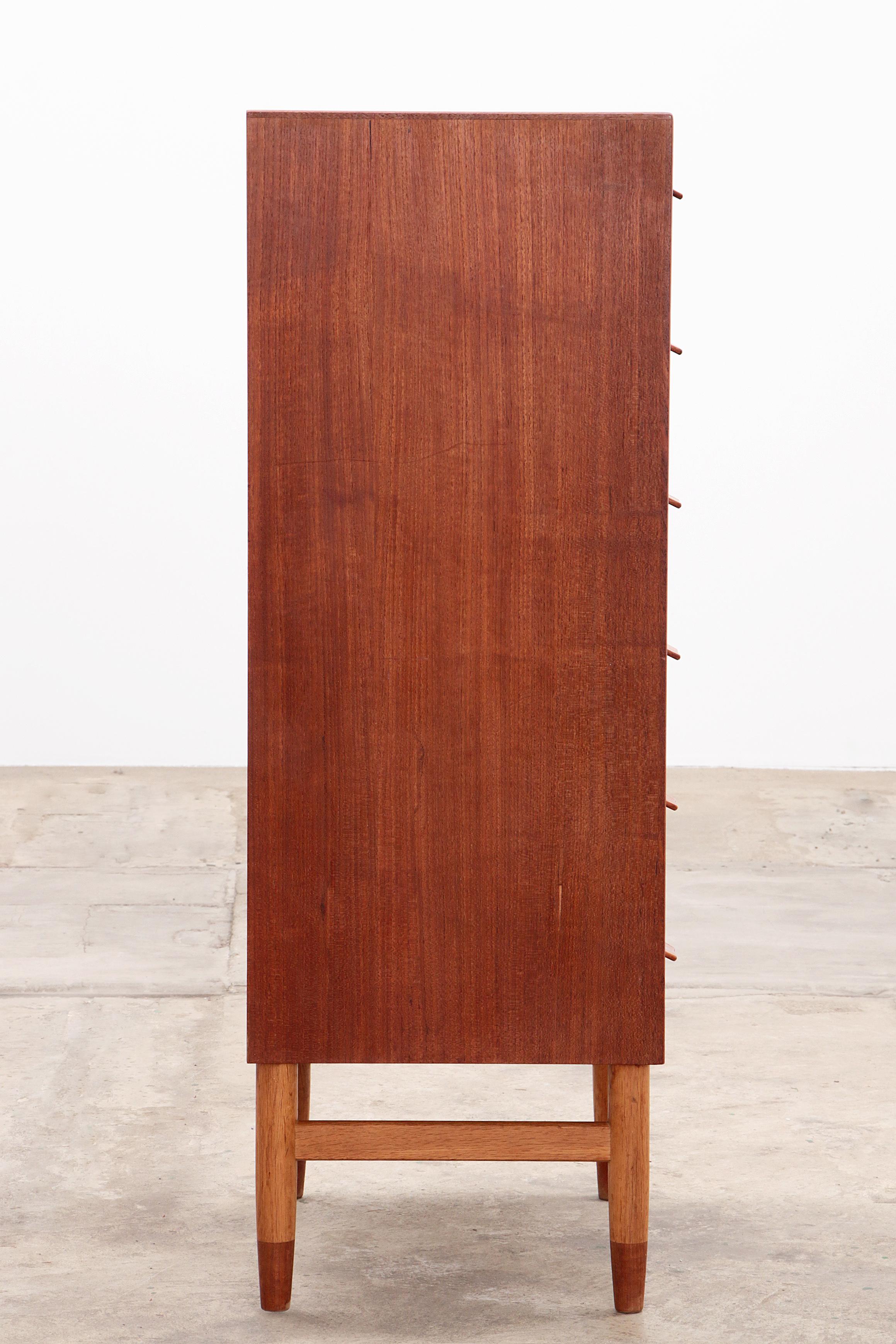 Oak Teak wooden chest of drawers by Poul Volther by Munch Mobler, Denmark For Sale