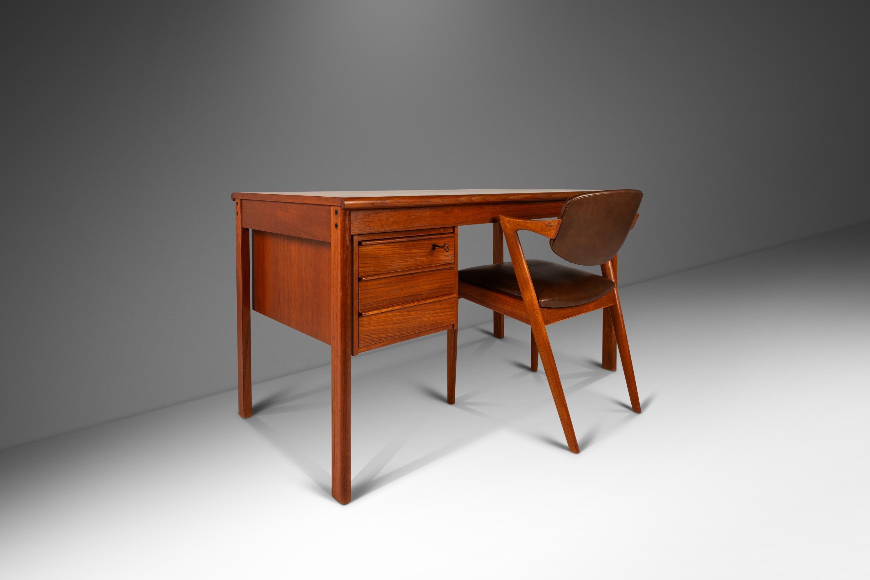 Teak Writer's Desk with Sliding Top by Peter Løvig Nielsen for Løvig Dansk, 1960 6