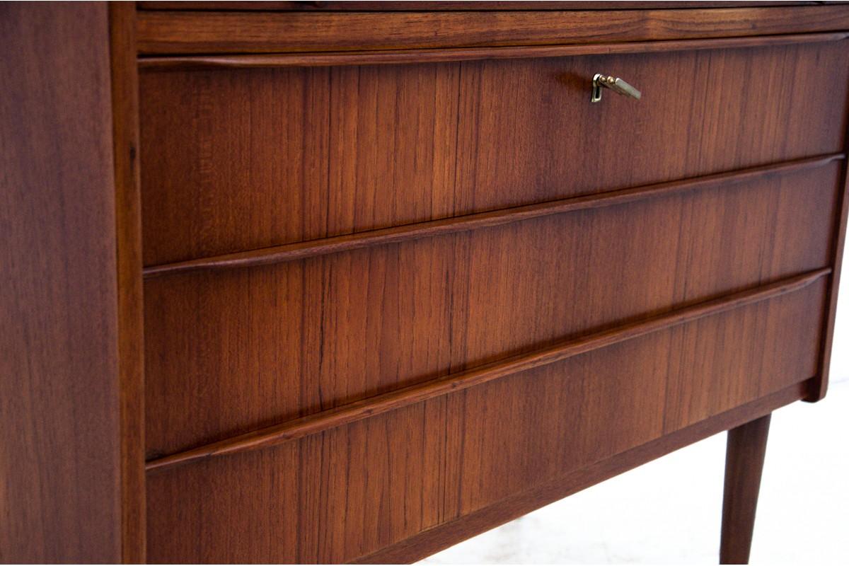 Scrivania in teak, design danese, anni '60. in vendita 2