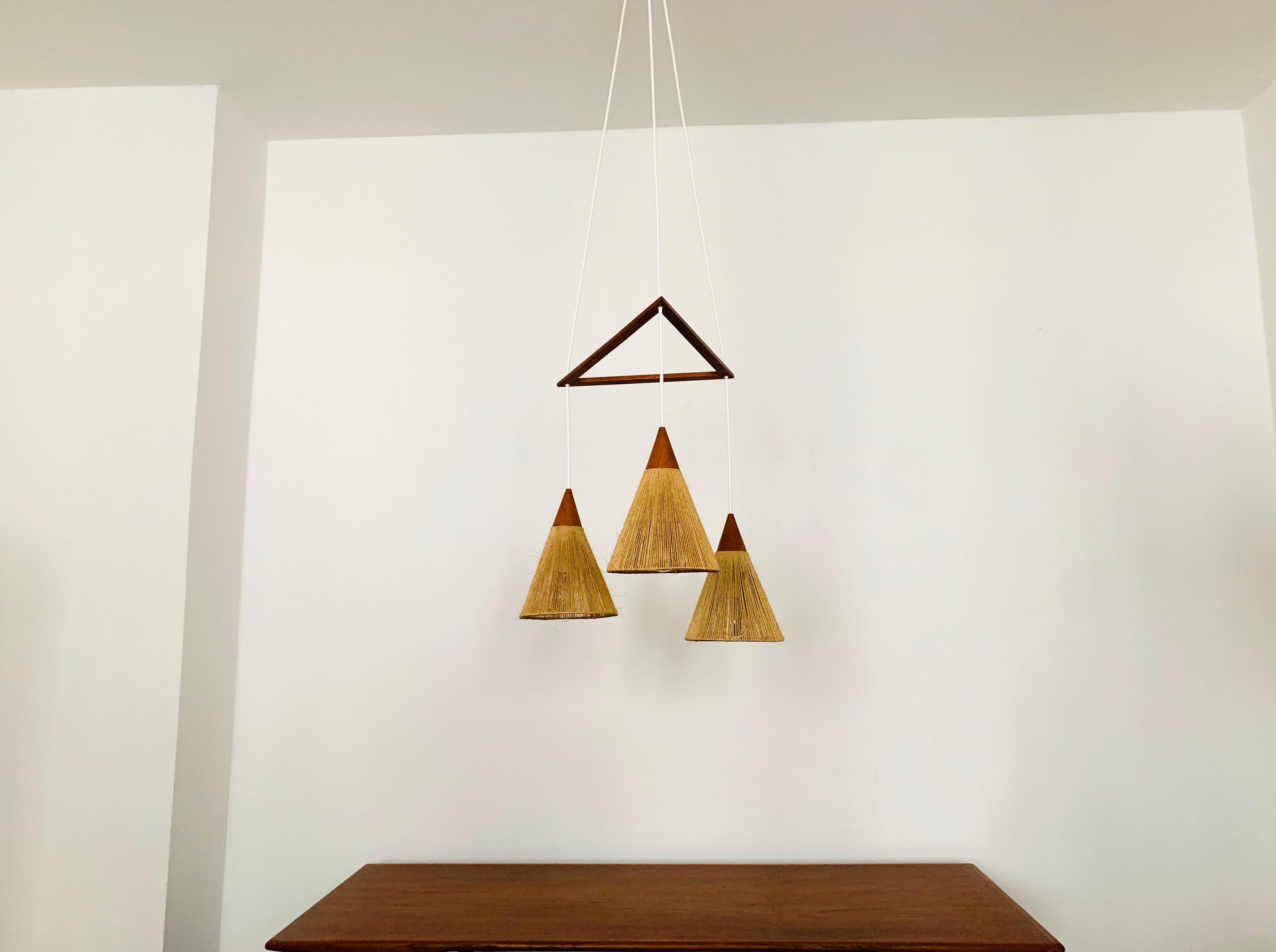 Lampada a cascata in legno di teak e sisal di Temde in vendita 2