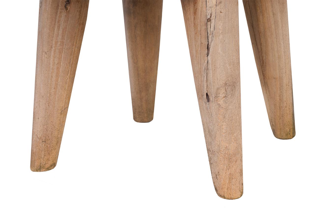 Tabouret bas en teck Bon état - En vente à Dallas, TX
