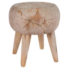 Taburete bajo de madera de teca
