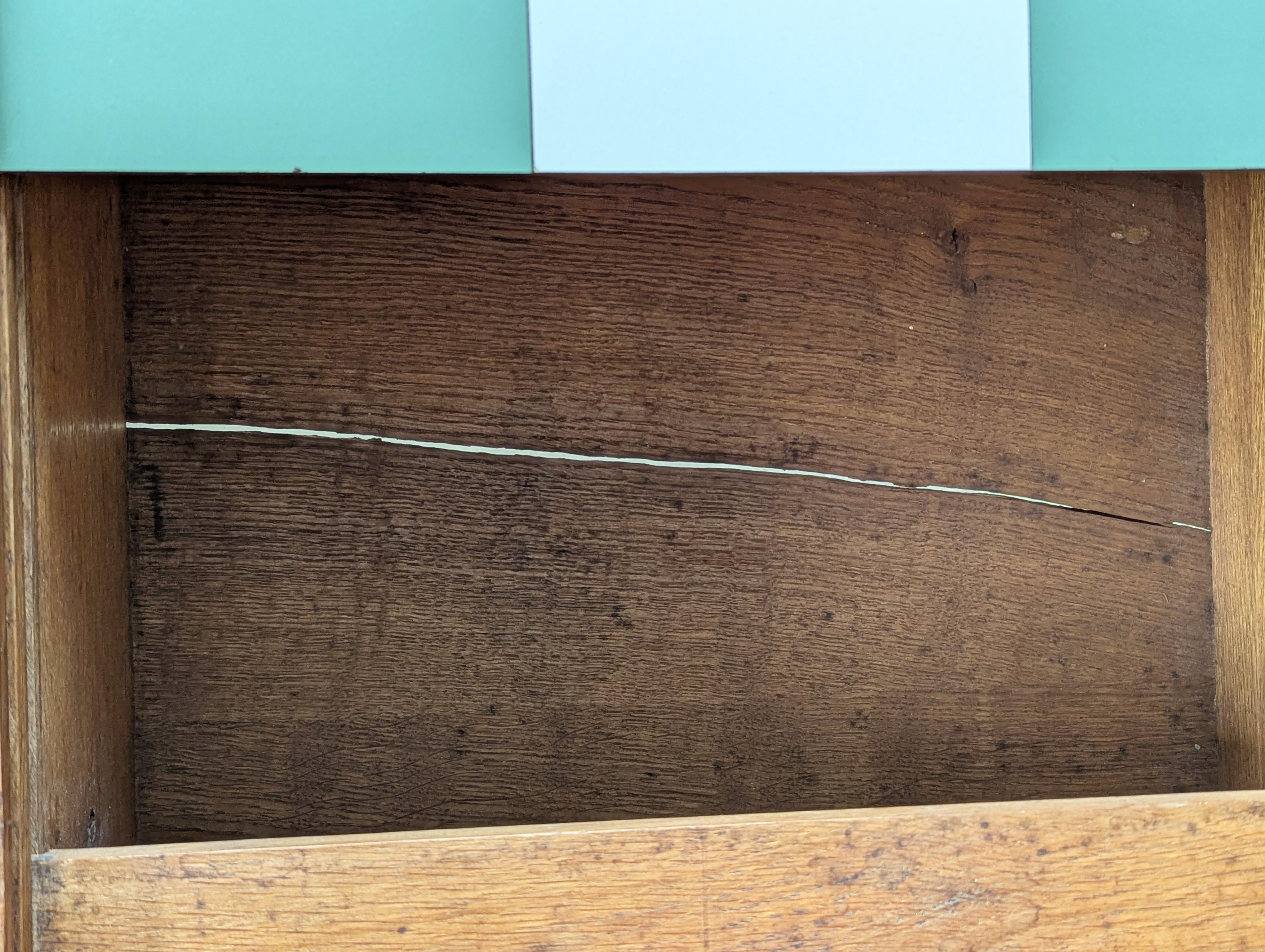 Contenant de table de travail/table basse moderne du milieu du siècle dernier en teck et stratifié plastique en vente 9