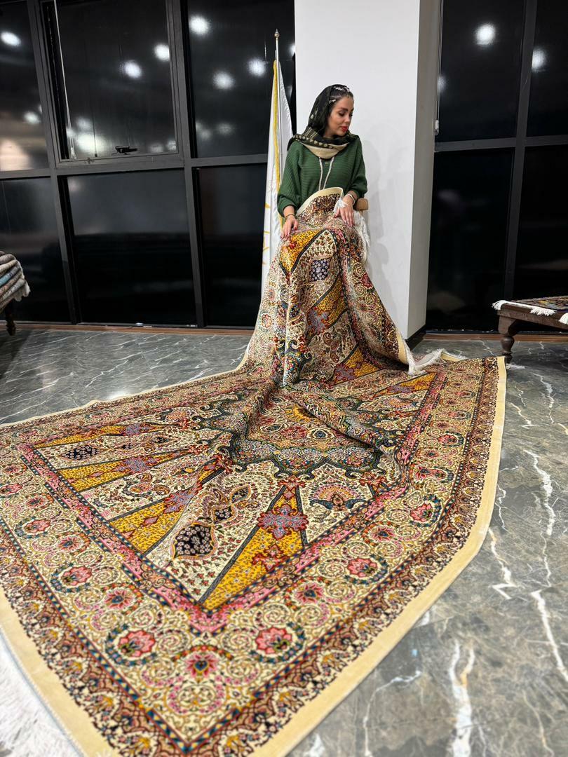 Tappeto persiano in pura seta in stile Tabriz verde acqua e oro, artigianato iraniano, 0042 in vendita 3