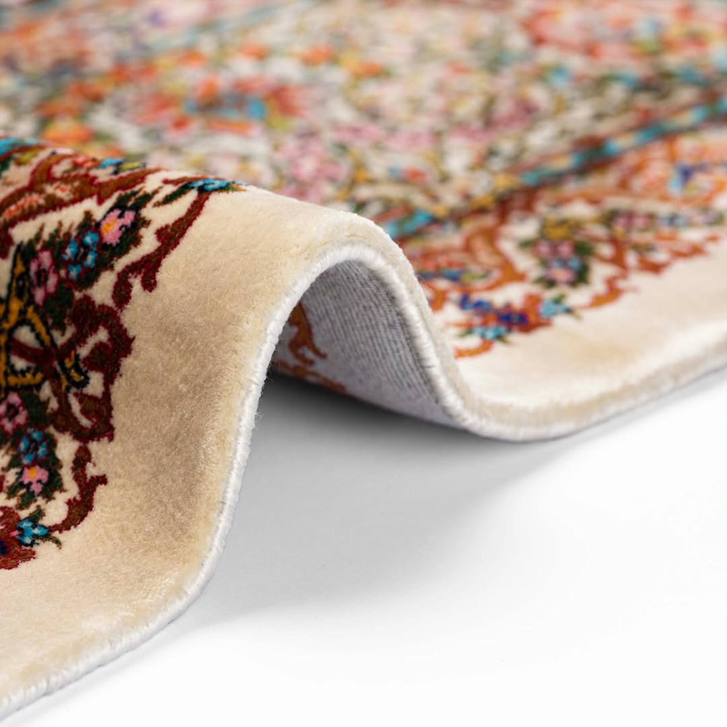 Tappeto persiano in pura seta in stile Tabriz verde acqua e oro, artigianato iraniano, 0042 In condizioni Nuovo in vendita a Pudsey, GB