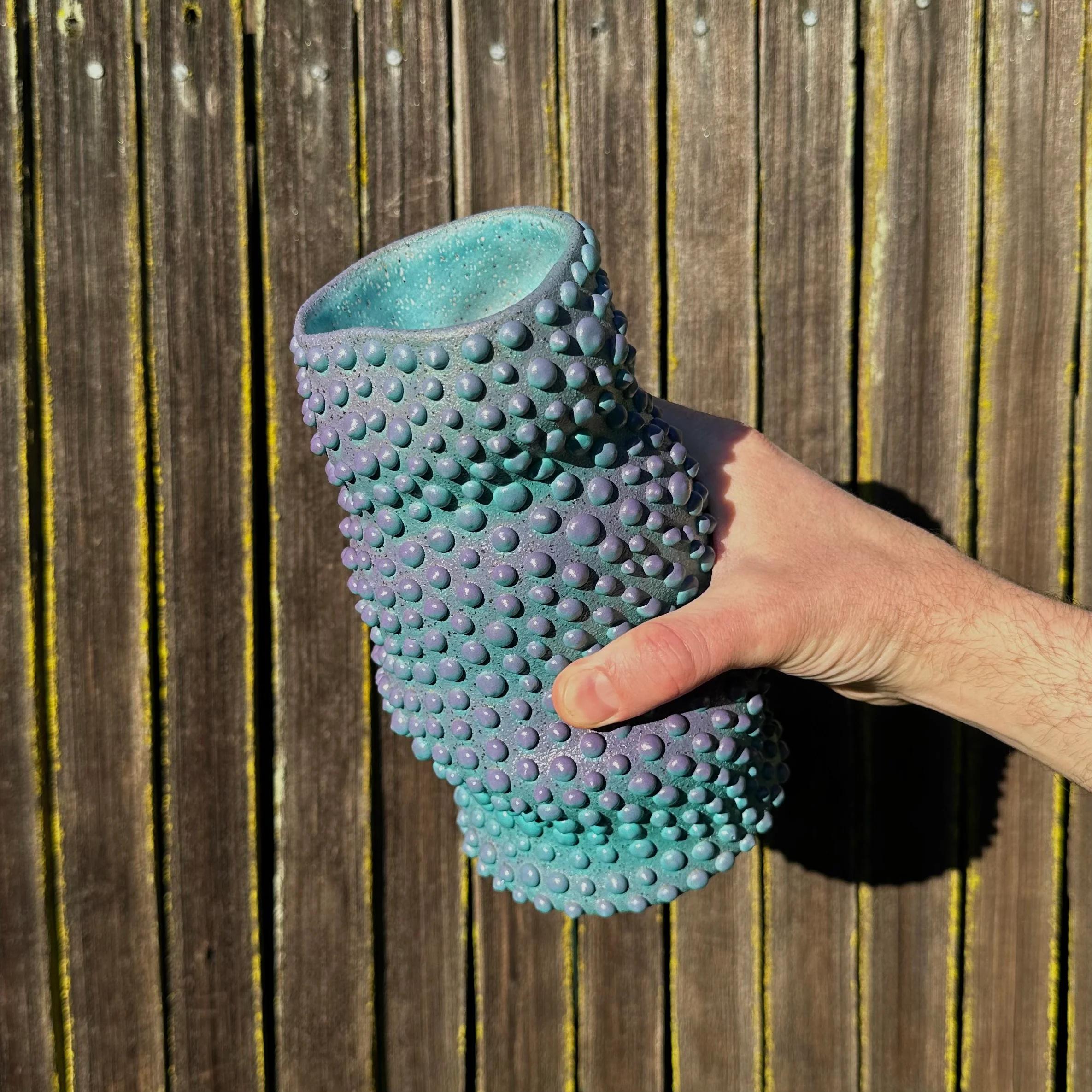 Mid-Century Modern Teal And Purple Wavy Organic Dot Ombre Vase For Sale