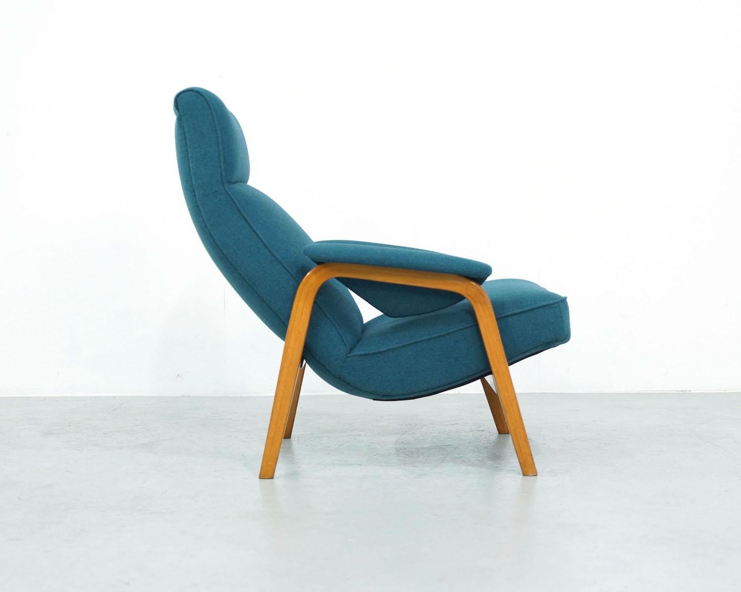 Mid-Century Modern Teal Artifort Theo Ruth Lounge Chair Model 137 For Sale