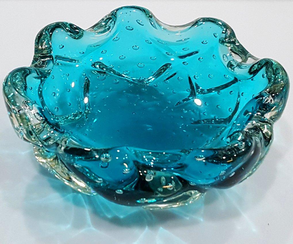 Italian Teal Blue Mid-Century Modern a Bugne Murano Glass Bullicante Bowl/Vide-Poche