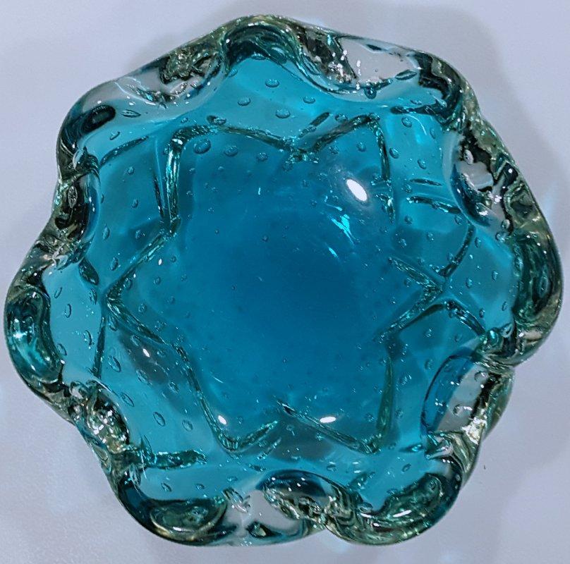 Other Teal Blue Mid-Century Modern a Bugne Murano Glass Bullicante Bowl/Vide-Poche