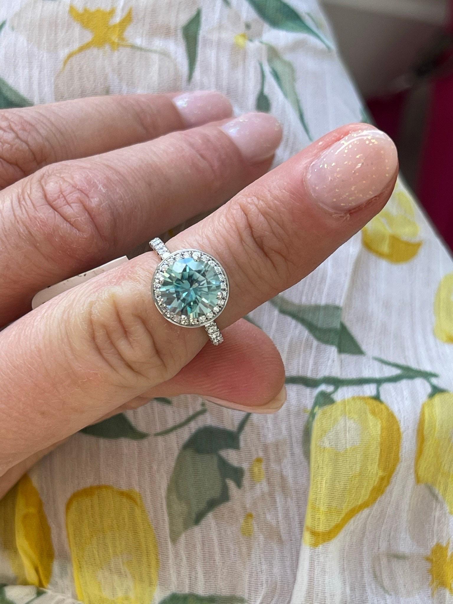 Brilliant Cut Teal blue moissanite diamond engagement ring 18KT white gold large center 10mm For Sale
