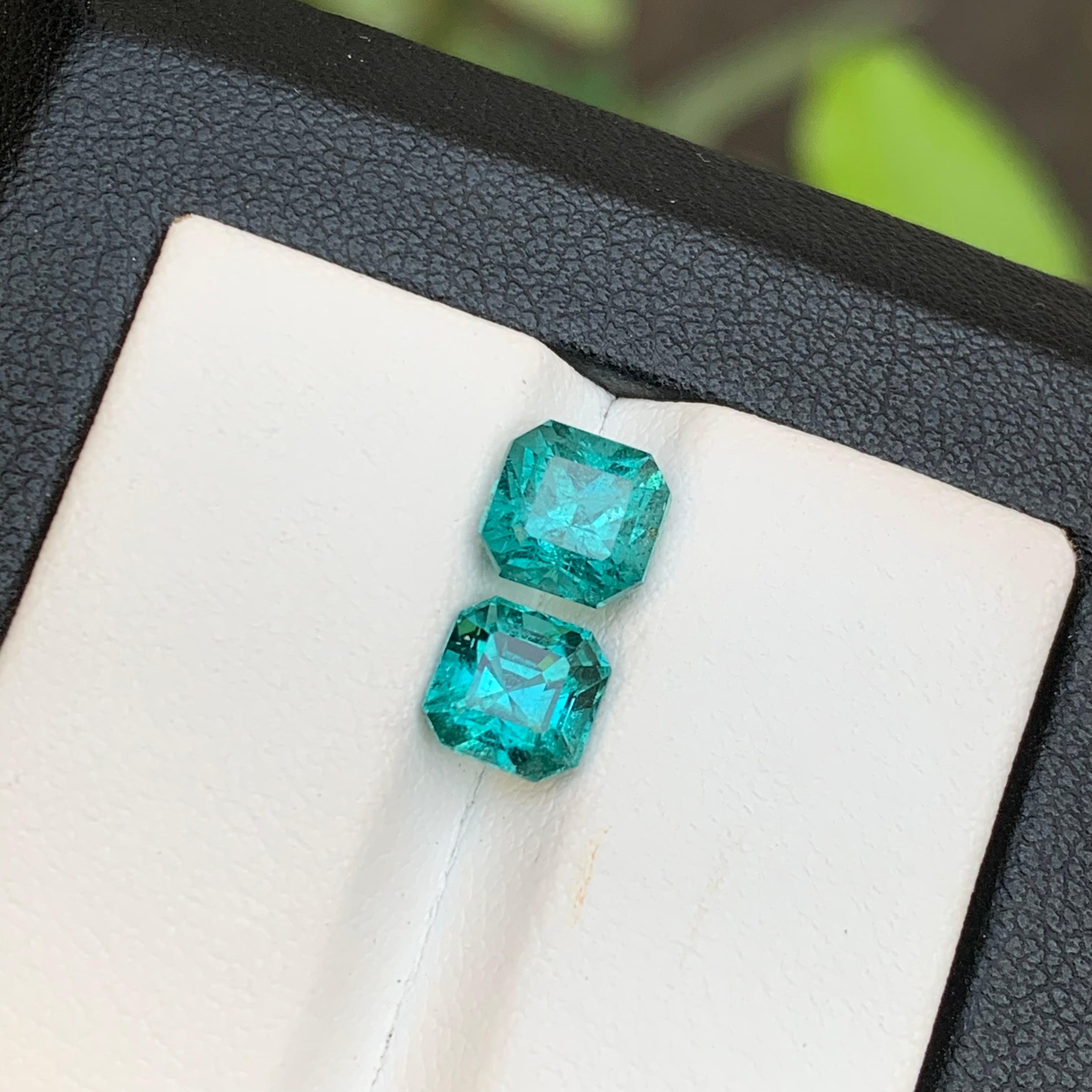 Boucles d'oreilles tourmaline naturelle bleu sarcelle en vente 4