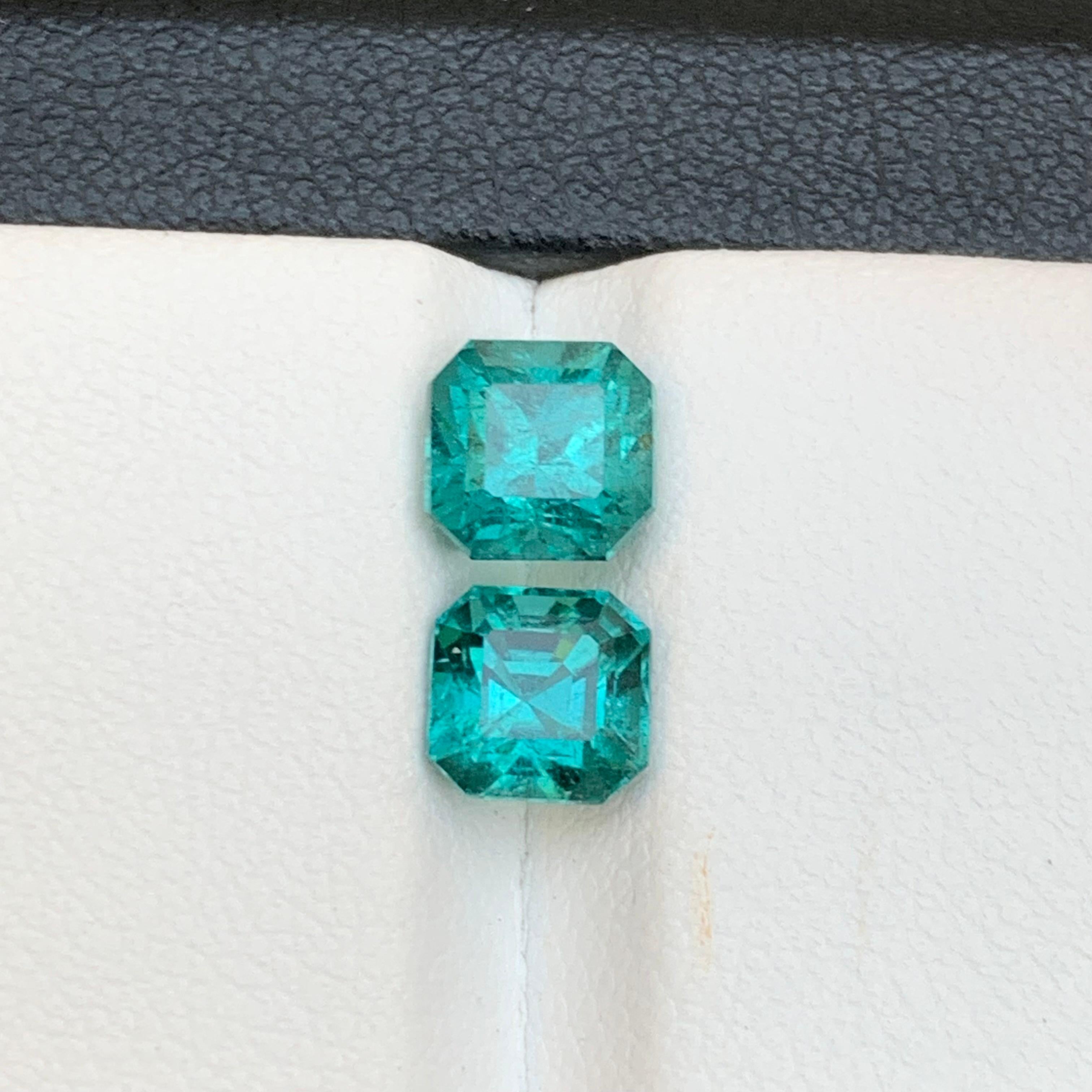 Boucles d'oreilles tourmaline naturelle bleu sarcelle en vente 3