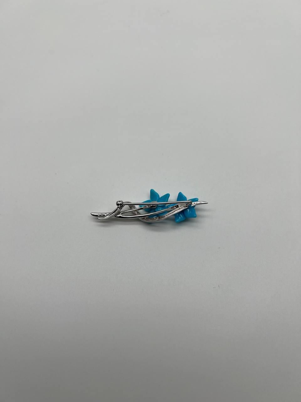 Teal Blue Turquoise Caved Floral Flower Diamonds 14K White Gold Pin Brooch For Sale 2